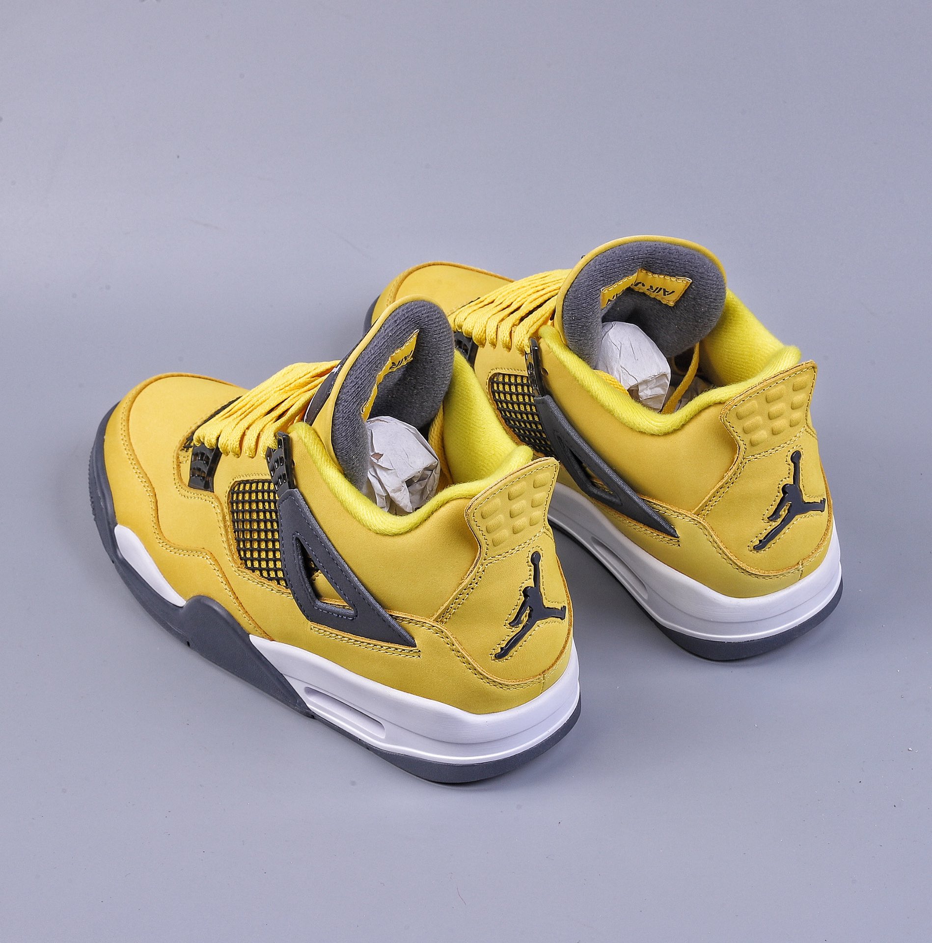 S2Air Jordan AJ4 Retro black and yellow electric mother CT8527-700-Top High Quatity Cheap Sneakers Fashion Clothing Clothes Bags handbags Shoes of all Brand wholesale With The best Quality And Beautiful Price from China Factory Chinese suppliers wholesaler seller S2Air Jordan AJ4 Retro black and yellow electric mother CT8527-700