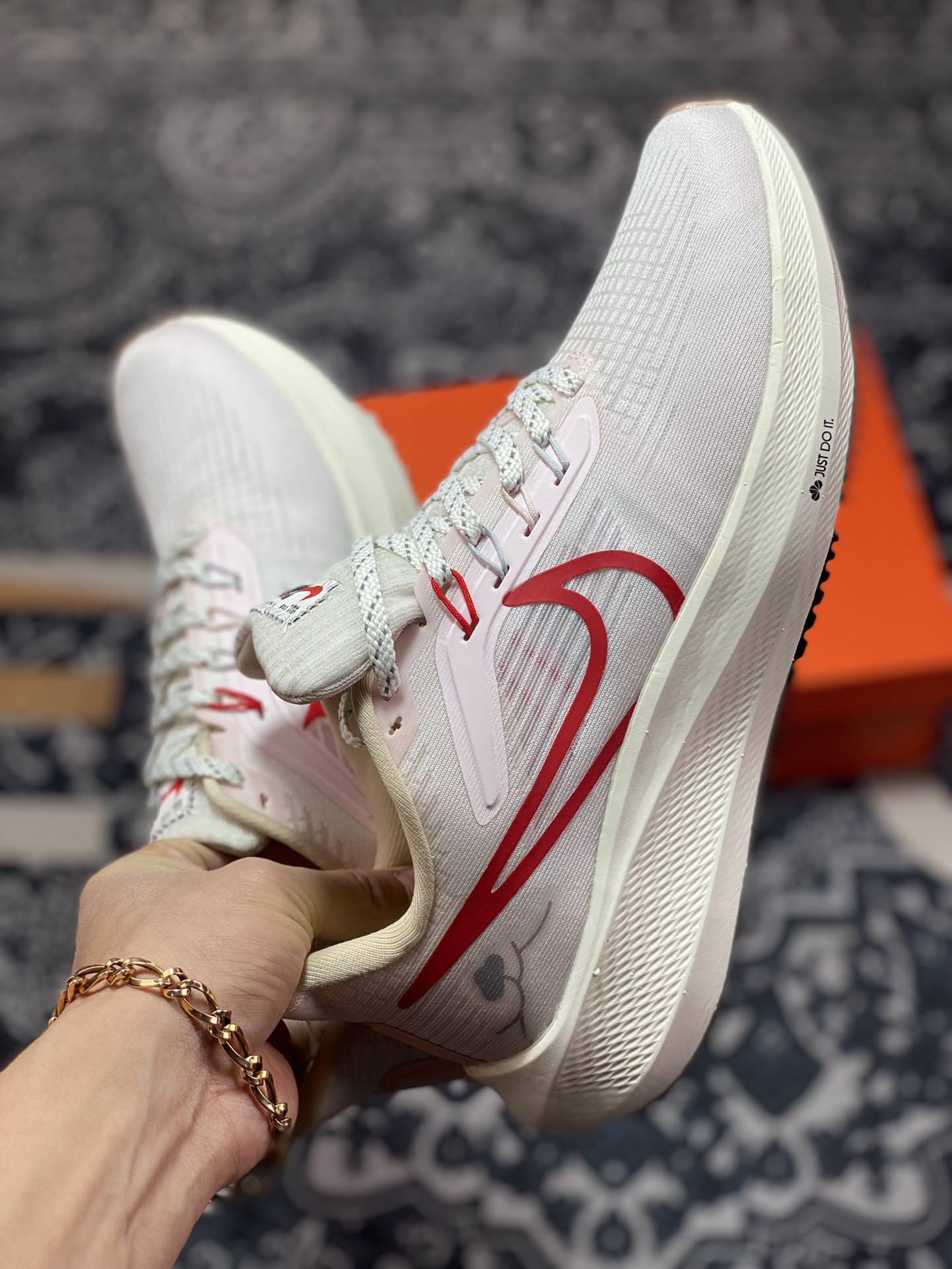 Original grade Air Zoom Pegasus 39 Pegasus series FD4344-161-Top High Quatity Cheap Sneakers Fashion Clothing Clothes Bags handbags Shoes of all Brand wholesale With The best Quality And Beautiful Price from China Factory Chinese suppliers wholesaler seller Original grade Air Zoom Pegasus 39 Pegasus series FD4344-161