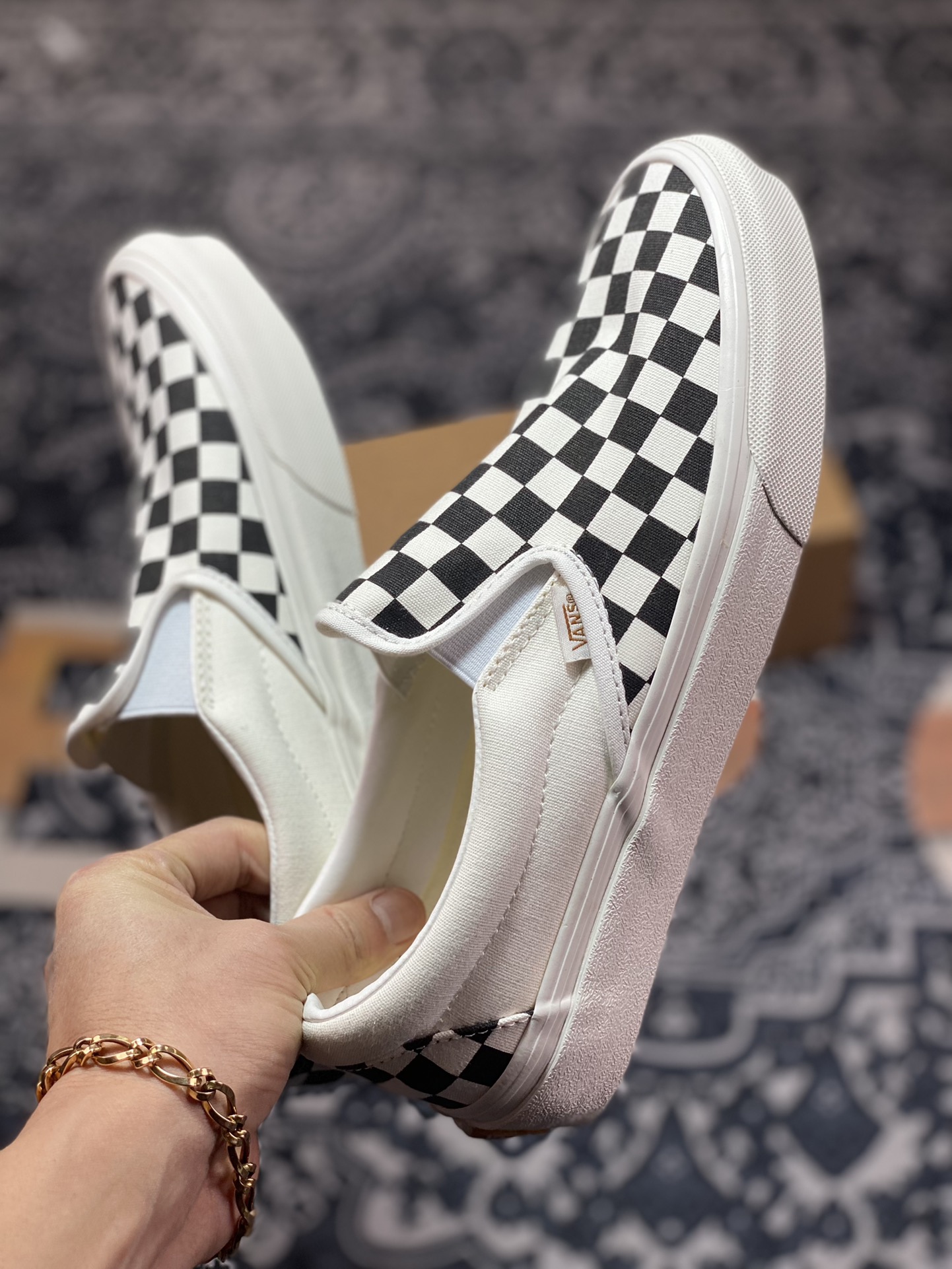 Vans Slip-on VR3 black and white checkerboard Vans official comfortable slip-on casual canvas shoes