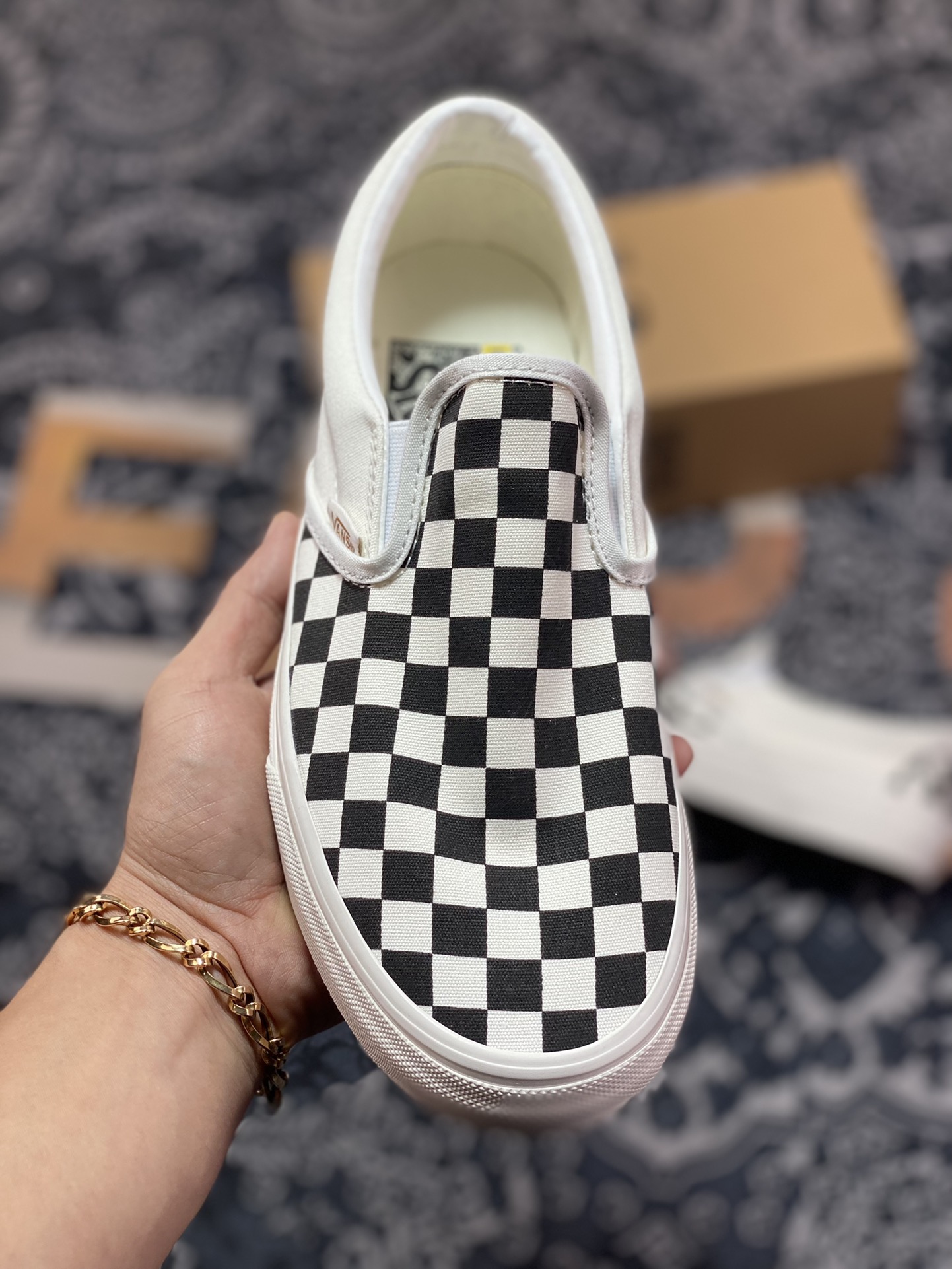 Vans Slip-on VR3 black and white checkerboard Vans official comfortable slip-on casual canvas shoes