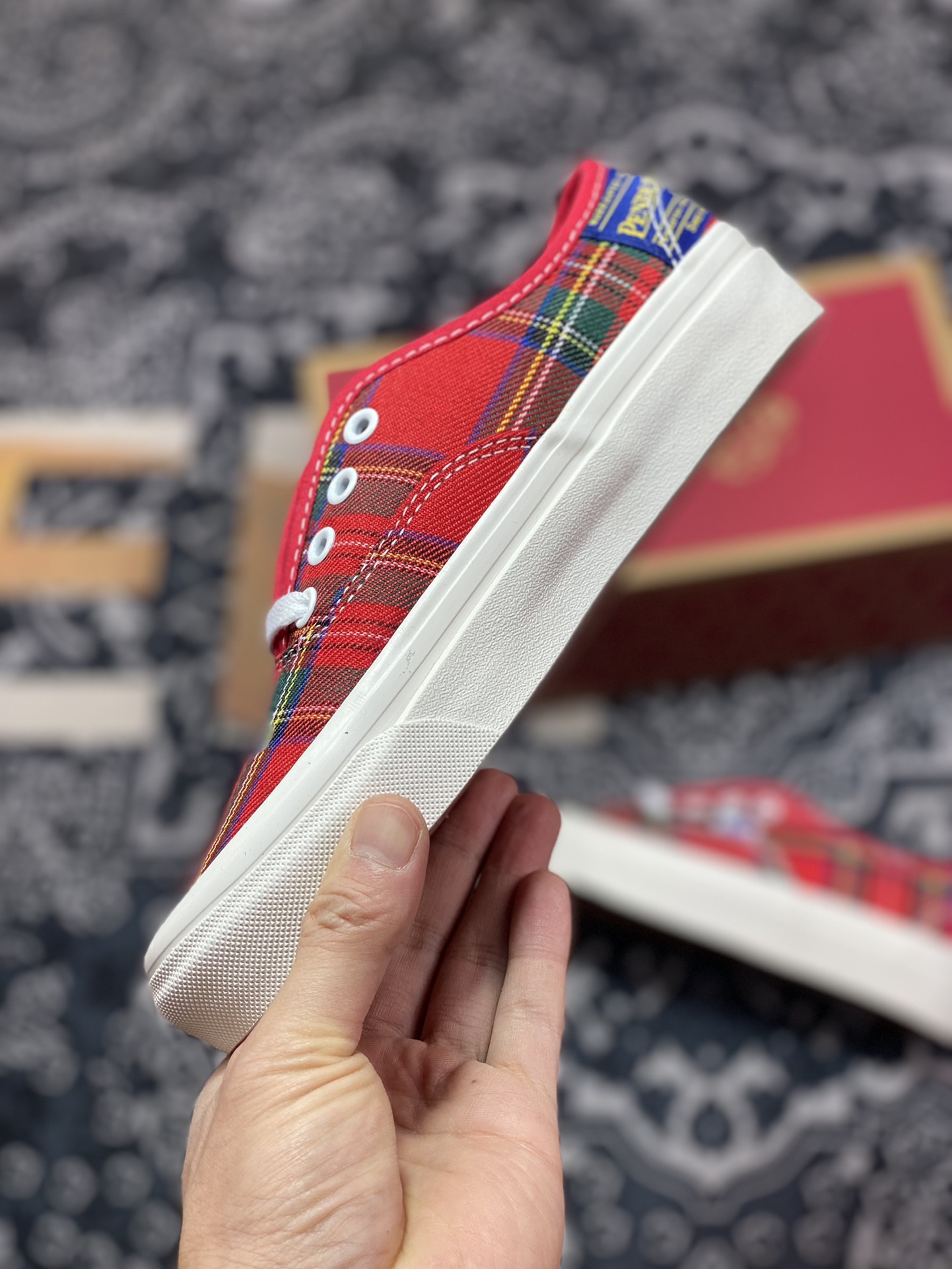 Blue buckle version Vans Authentic x Pendleton joint plaid