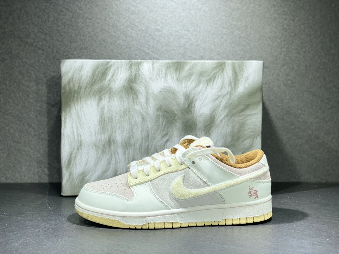 Nike SB dunk Low Year of the Rabbit limited low-top casual sports skateboard shoes FD4203-211-Top High Quatity Cheap Sneakers Fashion Clothing Clothes Bags handbags Shoes of all Brand wholesale With The best Quality And Beautiful Price from China Factory Chinese suppliers wholesaler seller Nike SB dunk Low Year of the Rabbit limited low-top casual sports skateboard shoes FD4203-211