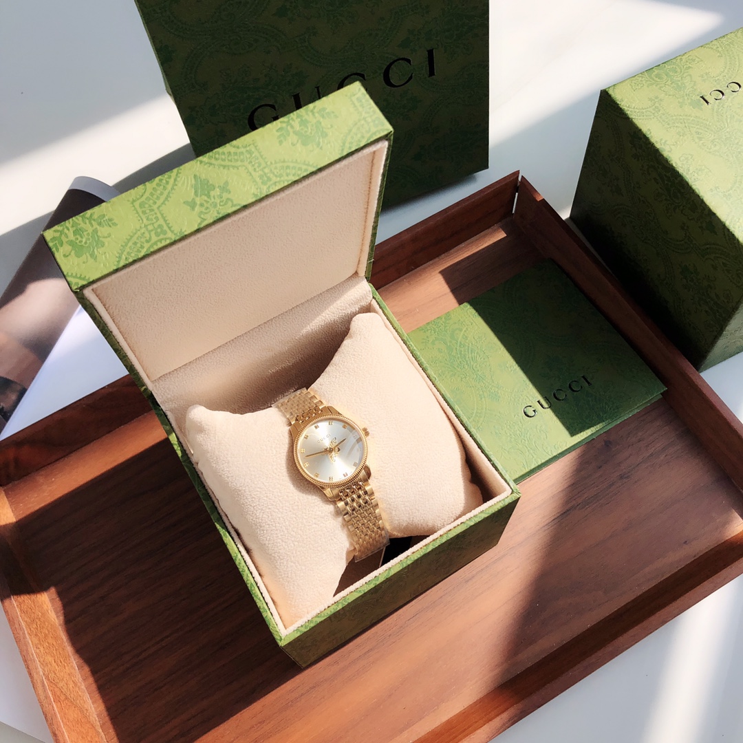 Original y auténtico nuevo reloj Gucci nueva serie G Timeless Slim. ¡El diseño general es tan hermoso que deb…