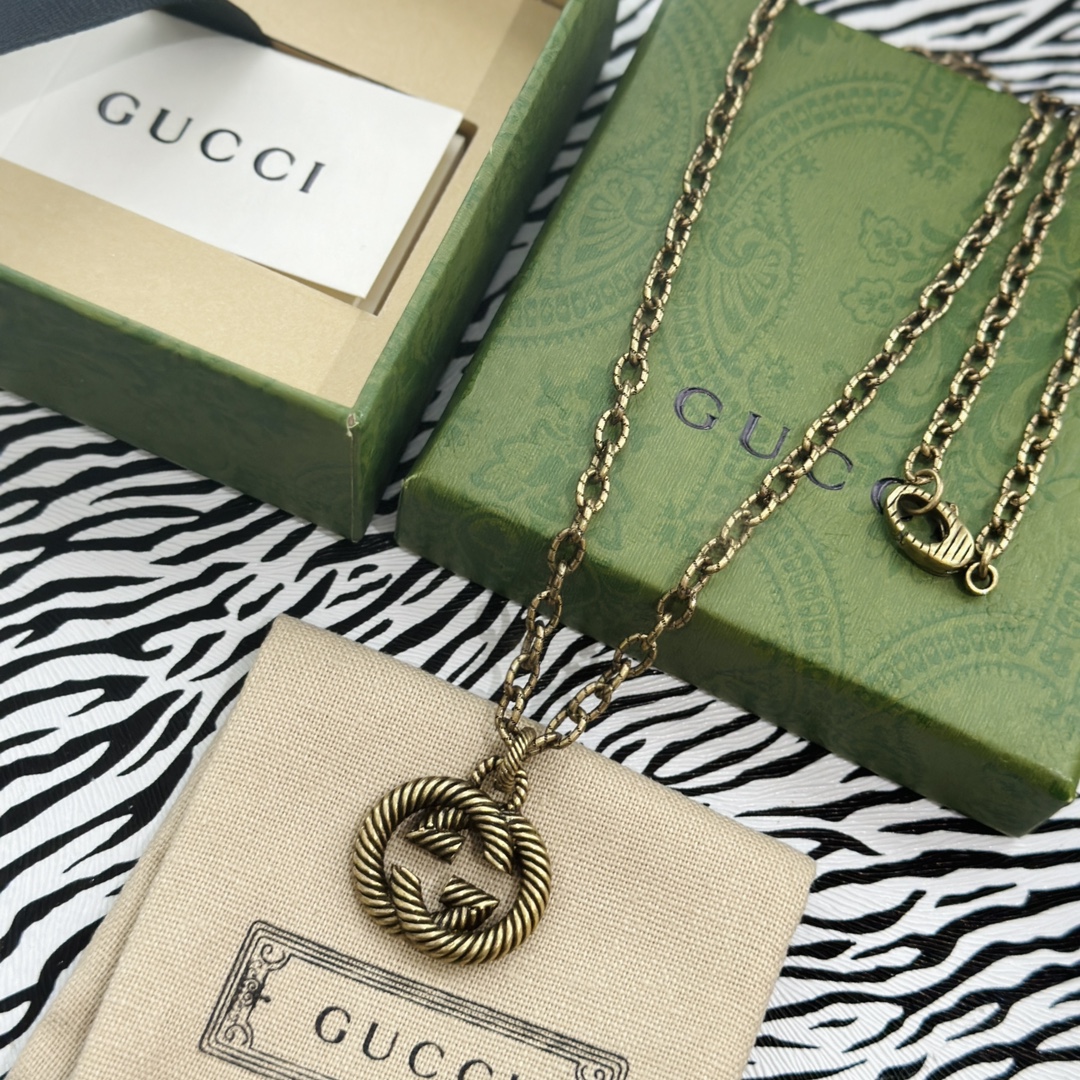 Gucci Jewelry Necklaces & Pendants Yellow Brass Vintage