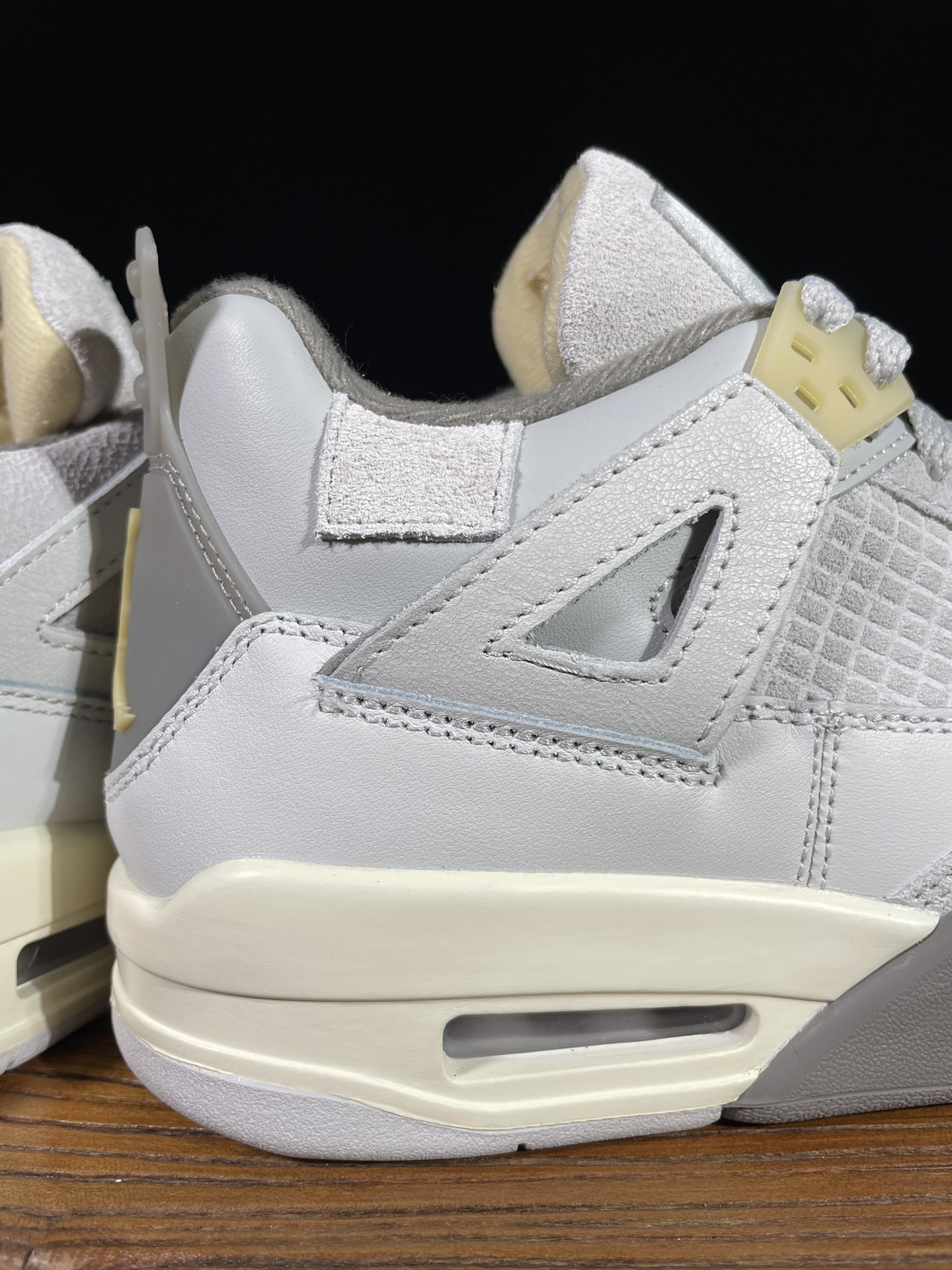 aj4灰兔子纯原大厂出品原装头层行业