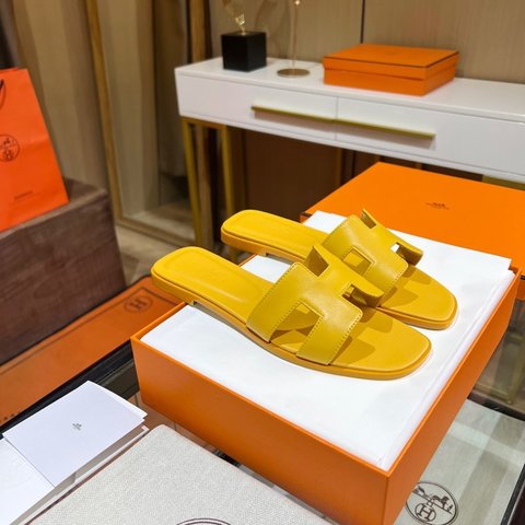 Perfect Quality Hermes Shoes Slippers Yellow Sewing Epsom Summer Collection