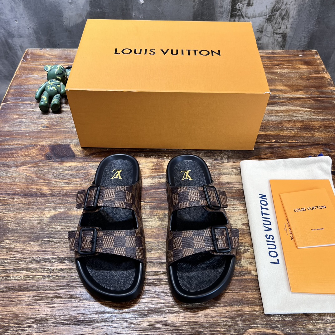 Louis Vuitton LV路易威登 驴牌L家 最新款 老花 棋盘格 浮雕 厚底 凉鞋 拖鞋