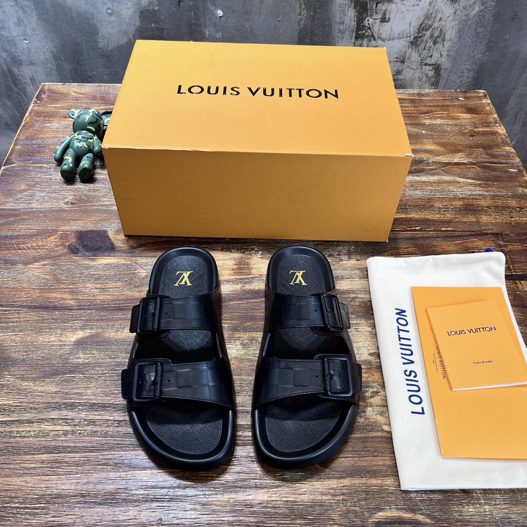 Louis Vuitton LV路易威登 驴牌L家 最新款 老花 棋盘格 浮雕 厚底 凉鞋 拖鞋