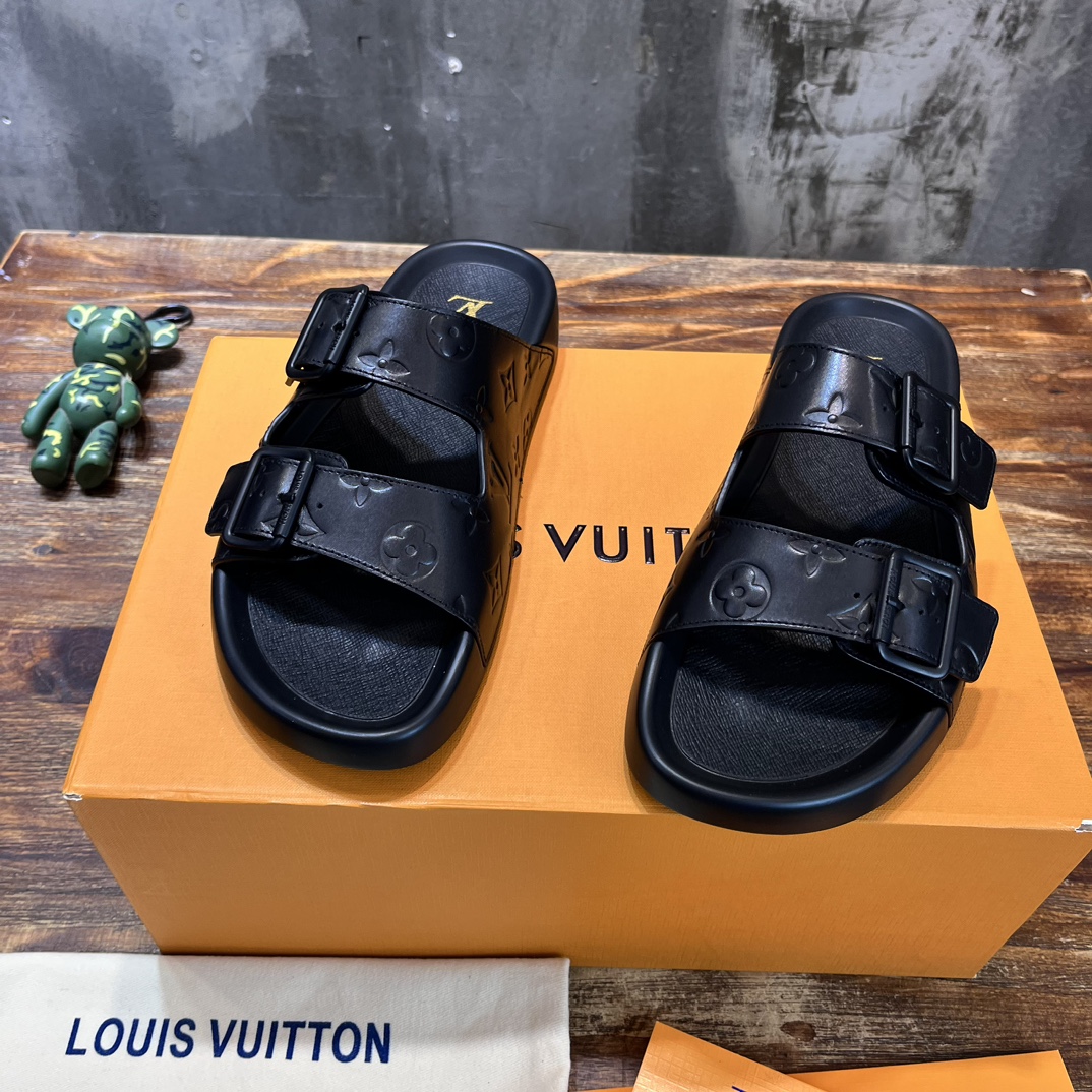 Louis Vuitton LV路易威登 驴牌L家 最新款 老花 棋盘格 浮雕 厚底 凉鞋 拖鞋
