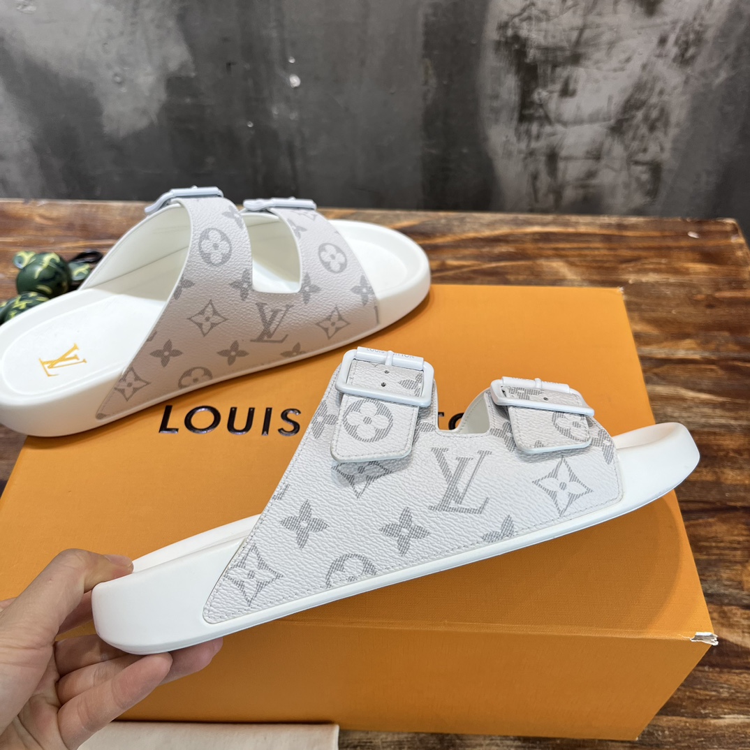 Louis Vuitton LV路易威登 驴牌L家 最新款 老花 棋盘格 浮雕 厚底 凉鞋 拖鞋