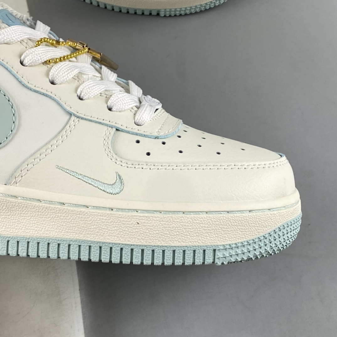 P240 Nike Air Force 1'07 Low 空军一号低帮休闲板鞋 FB1839-211