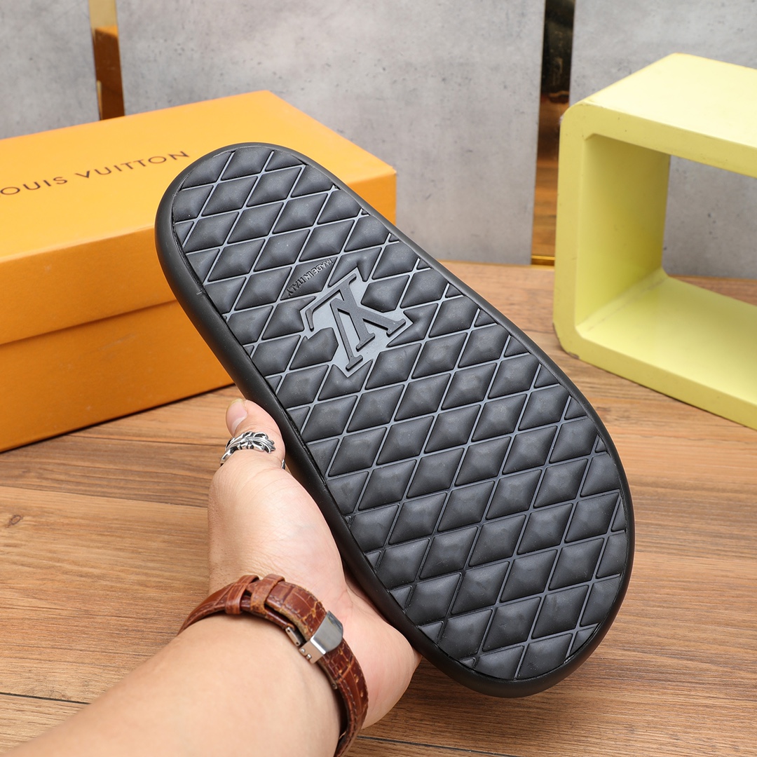 Louis Vuitton Men's Leather Sandals - Fashionable Casual Style, Sizes 38-46 10 i1677255306 8586 8