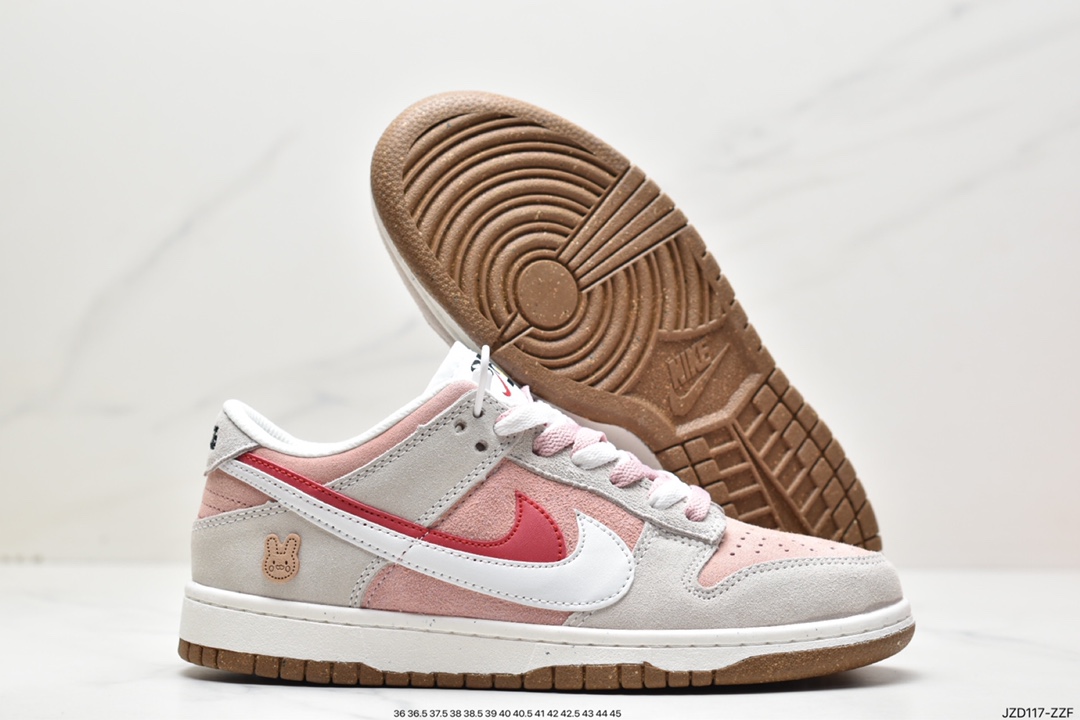 SB Dunk Low SE”85 Double Swoosh/Grey/Pink/Rabbit”backboard shoes ”suede light gray pink double hook rabbit” DO9457-117-Top High Quatity Cheap Sneakers Fashion Clothing Clothes Bags handbags Shoes of all Brand wholesale With The best Quality And Beautiful Price from China Factory Chinese suppliers wholesaler seller SB Dunk Low SE”85 Double Swoosh/Grey/Pink/Rabbit”backboard shoes ”suede light gray pink double hook rabbit” DO9457-117