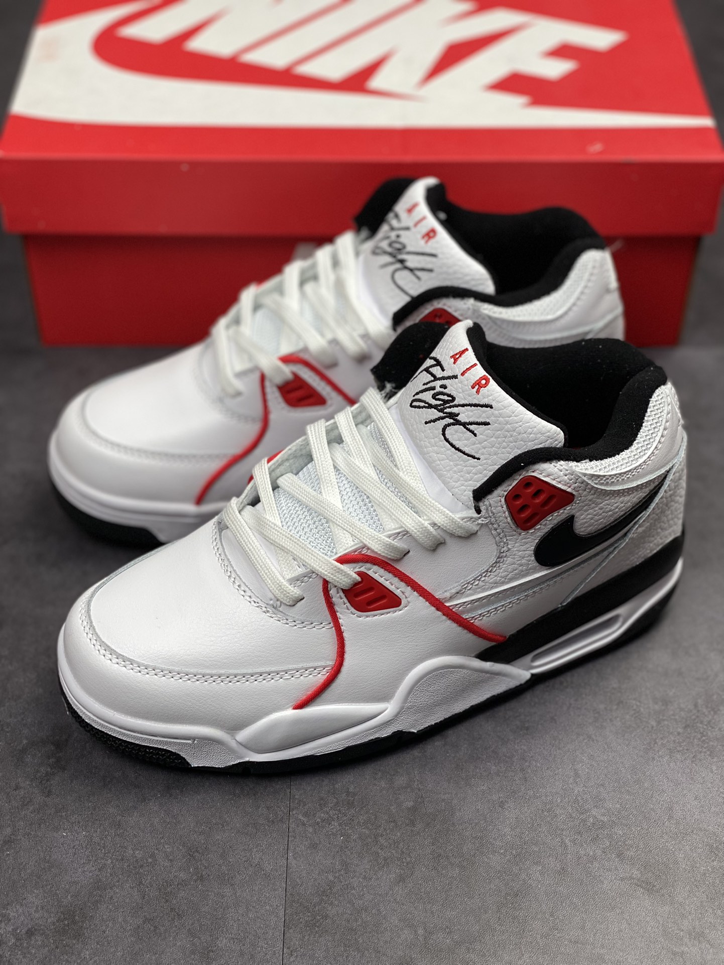 240 Nike Air Flight 89 皮革高帮复古篮球鞋  FD9928-101