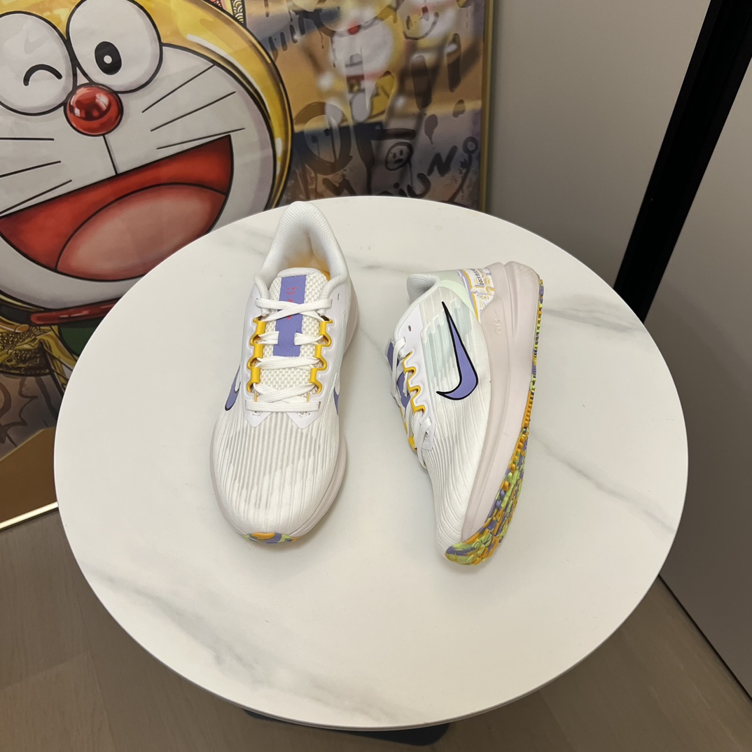 나이키에어줌 윈플로 9 메시 러닝화 상세 이미지 3