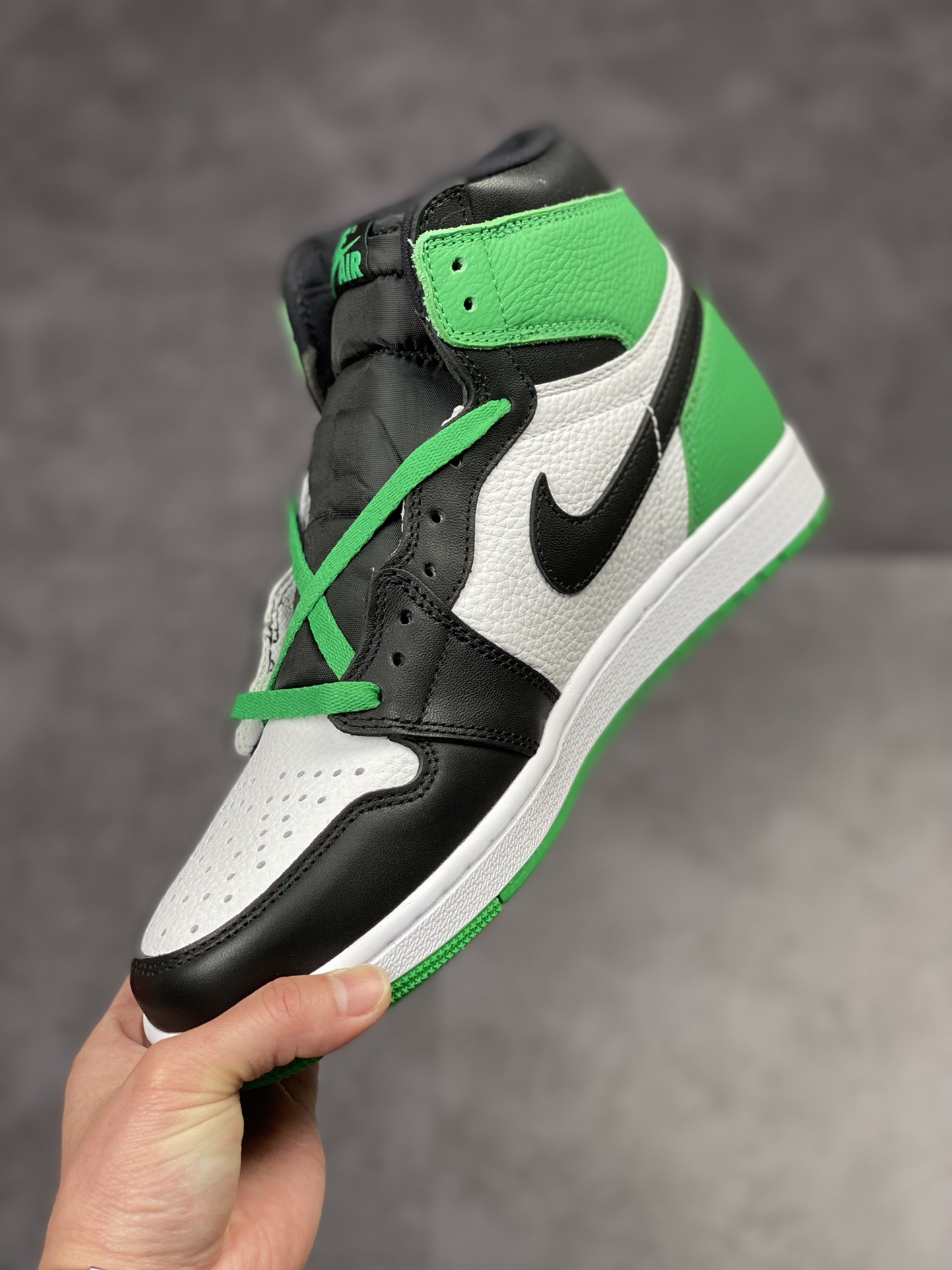 260  Air Jordan 1 High OG ”Lucky Green” 黑绿脚趾 DZ5485-031