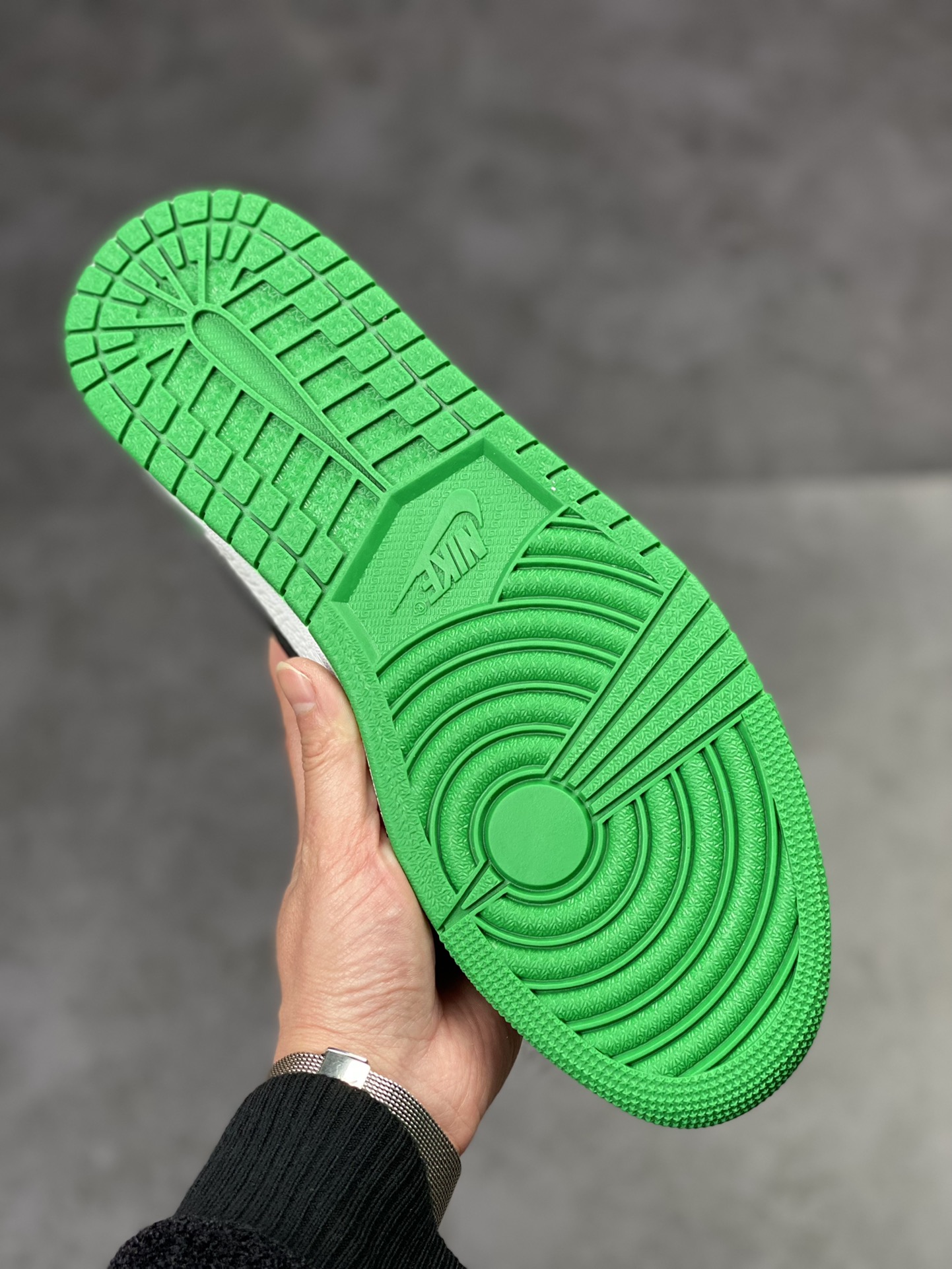 260  Air Jordan 1 High OG ”Lucky Green” 黑绿脚趾 DZ5485-031