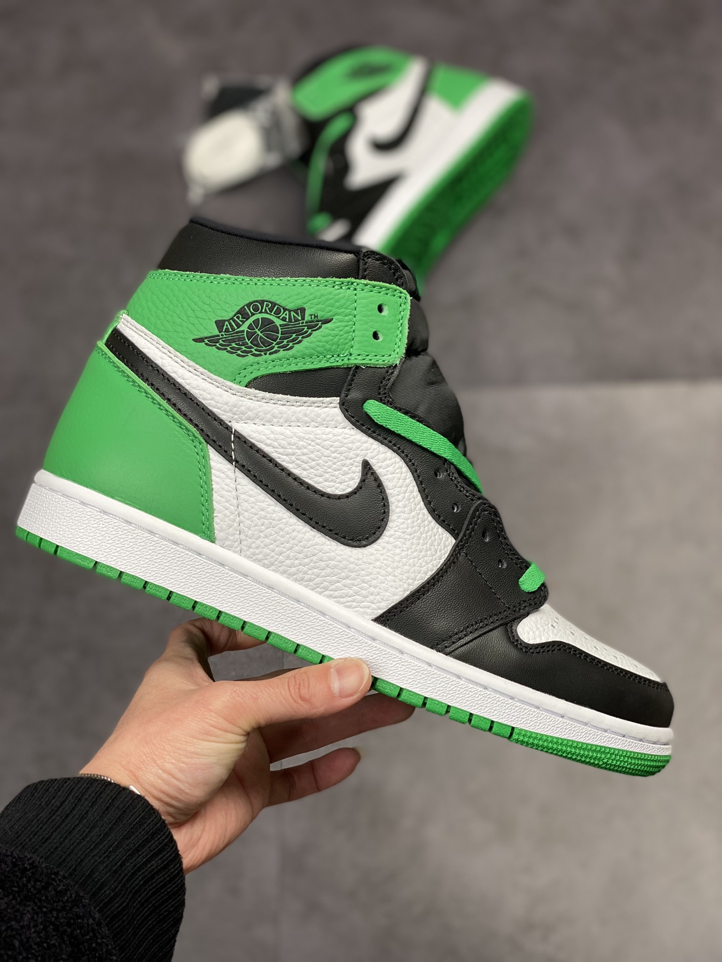 260  Air Jordan 1 High OG ”Lucky Green” 黑绿脚趾 DZ5485-031