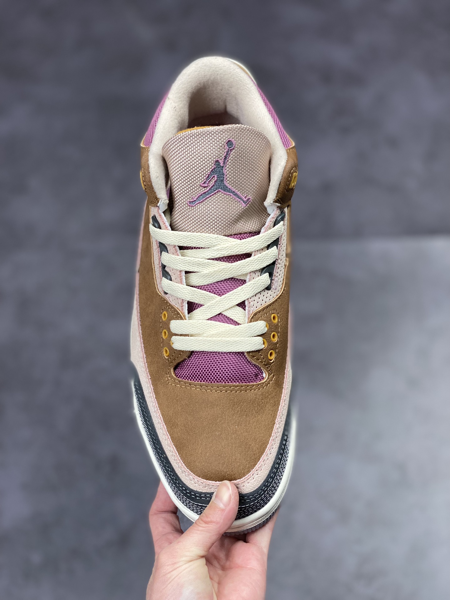 240 Air Jordan 3 Retro 棕色拼接  DR8869-200