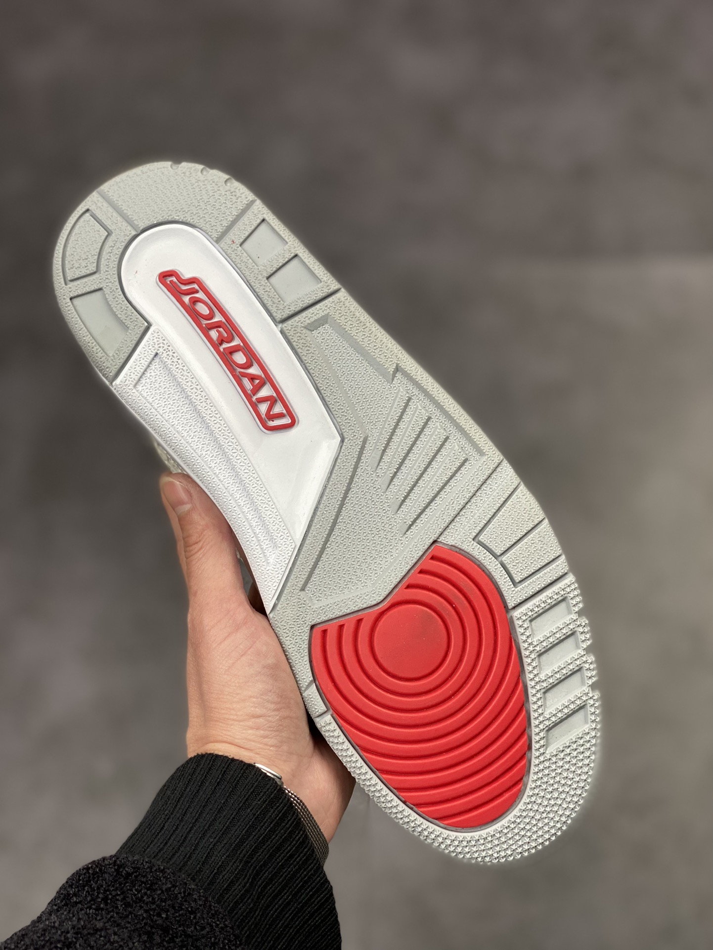 260 Air Jordan Legacy 312  AV3922-100