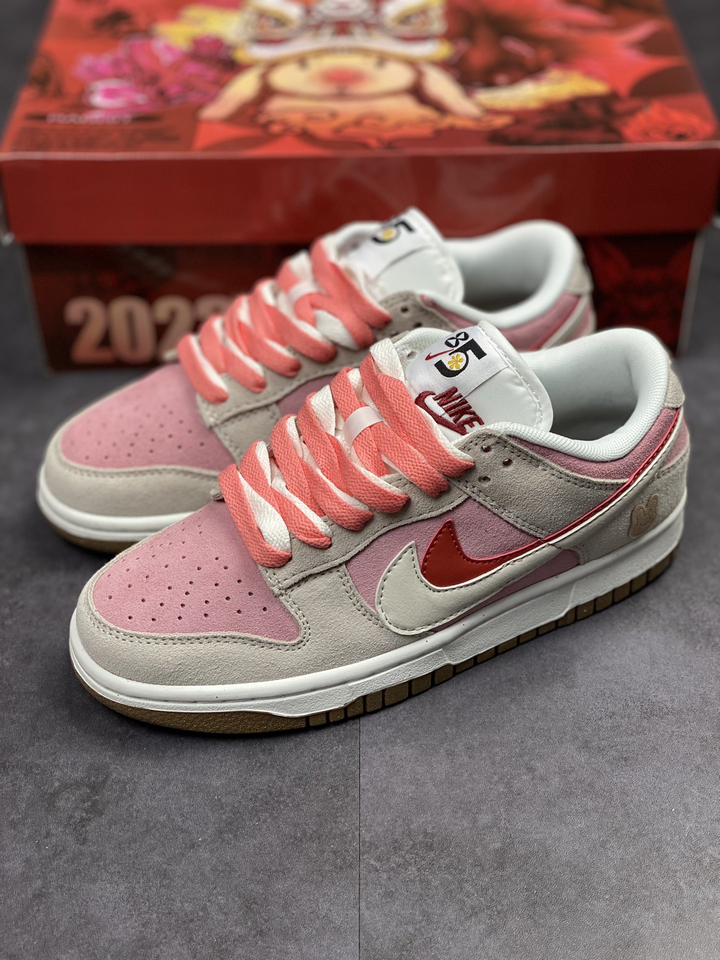 260 Nike Dunk Low SE CNY 兔年限定 兔子饼干 DO9457-100