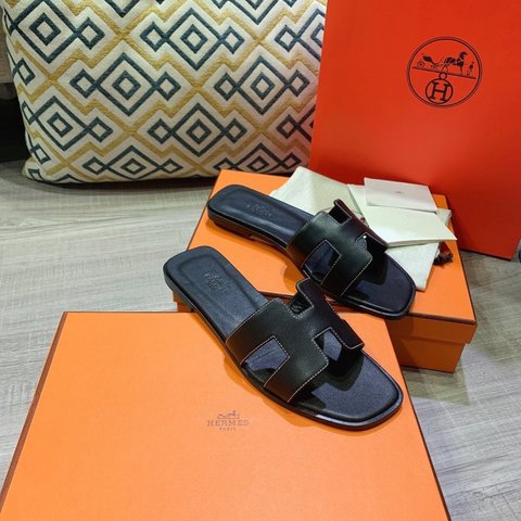 Hermes Shoes Slippers Black Sewing Epsom Summer Collection