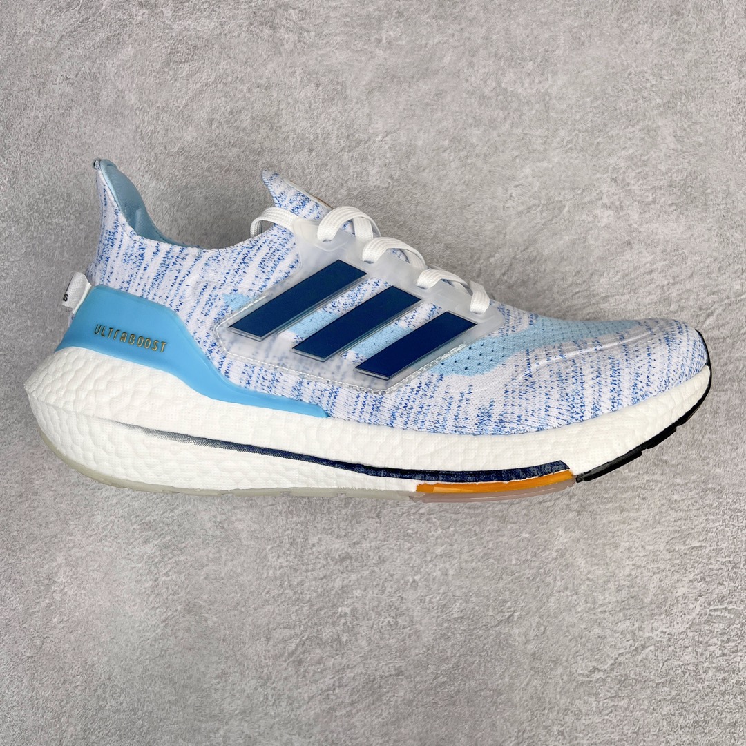 💰170 ＃X版纯原福利‼AD Ultra Boost Ub2022/2021 Consortium 爆米花跑鞋 全掌Boost将缓震和能量回馈再一次进行了升级 提供更好的舒适穿着体验360°Primeknit编织工艺 S型Heel Counter提供更加精准锁定后跟 带来出众的后跟包裹 LEP创新大底延续马牌橡胶大底 同时新加入LEP结构 为每一步提供更多动力及更好回弹 SIZE：36 36.5 37.5 38 38.5 39 40 40.5 41 42 42.5 43 44 44.5 45 编码：Xby2936040-运动鞋