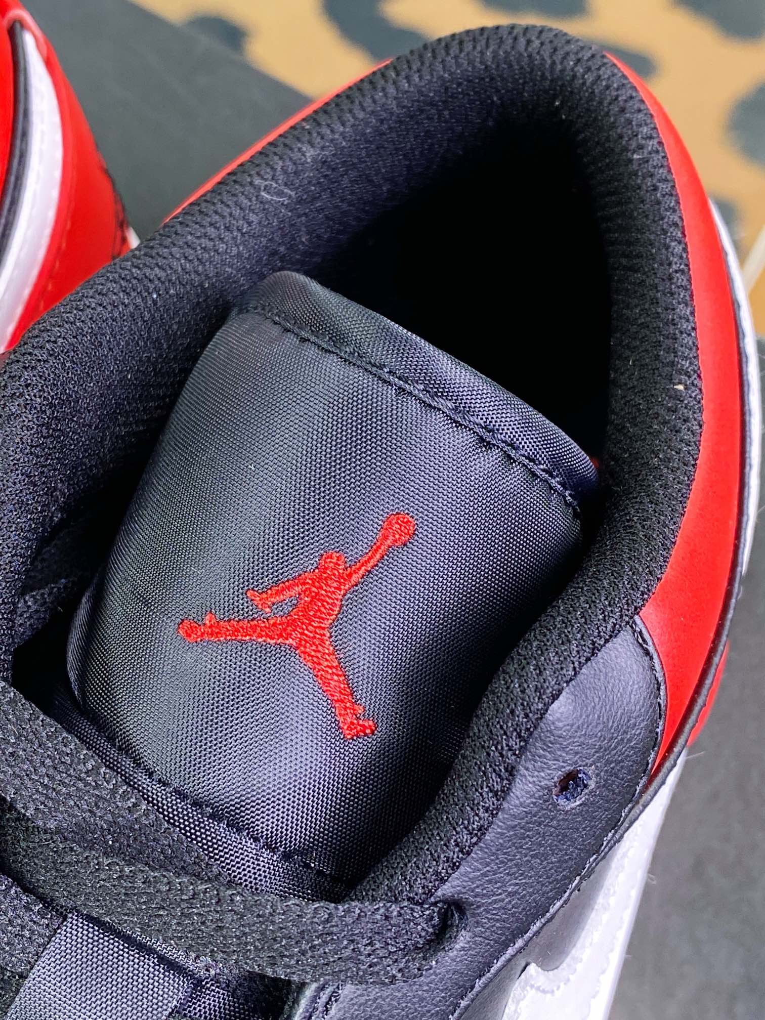 Air Jordan 1 Low ”Black Toe” AJ1 Jordan generation low-top basketball shoes ”Low-top black red toe” 553558-066
