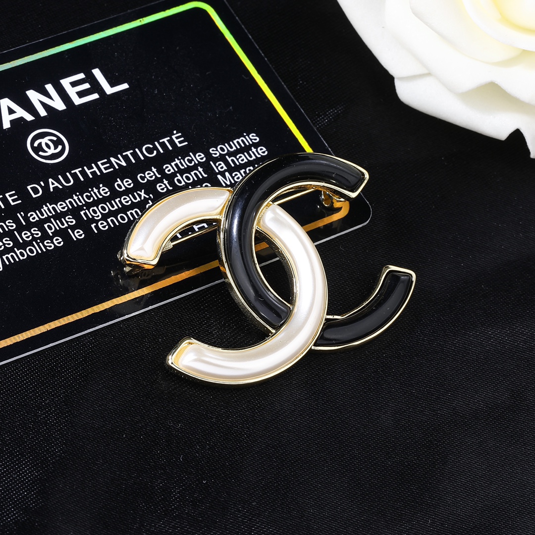 Chanel Online
 Jewelry Brooch
