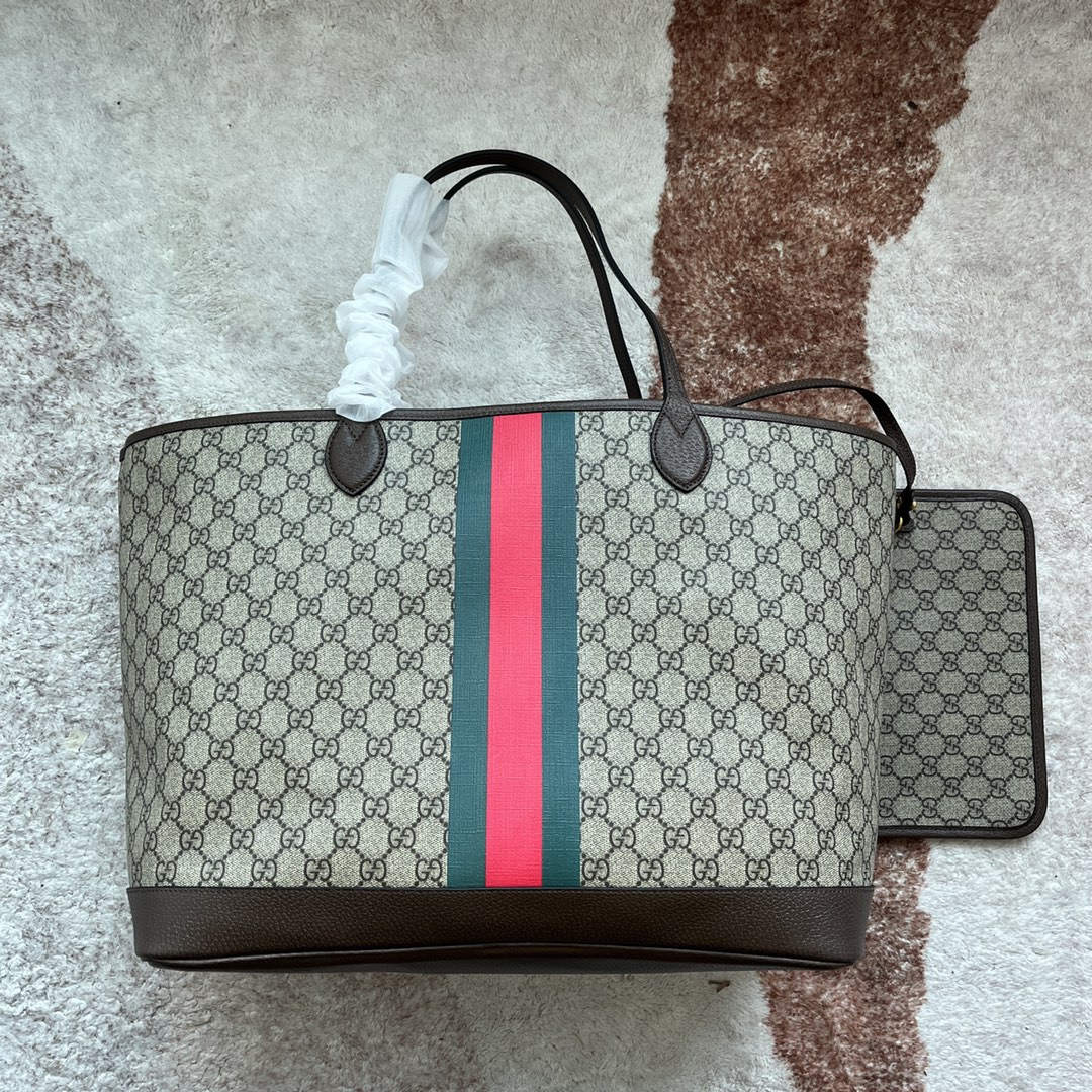 Gucci GG Supreme tote everyday