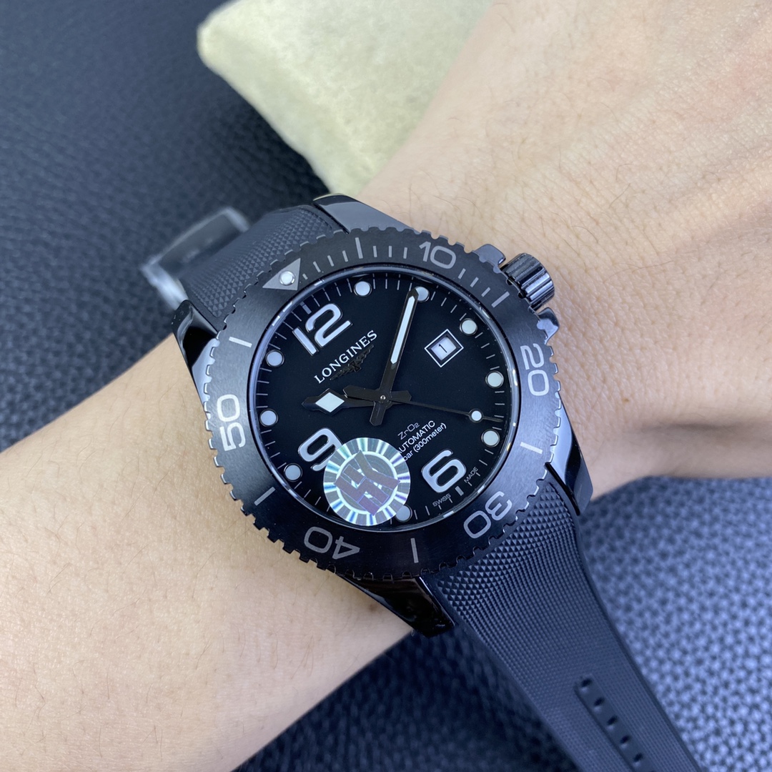 [LONGINES Watches]Limited edition all-ceramic ghost appears The fourth quarter