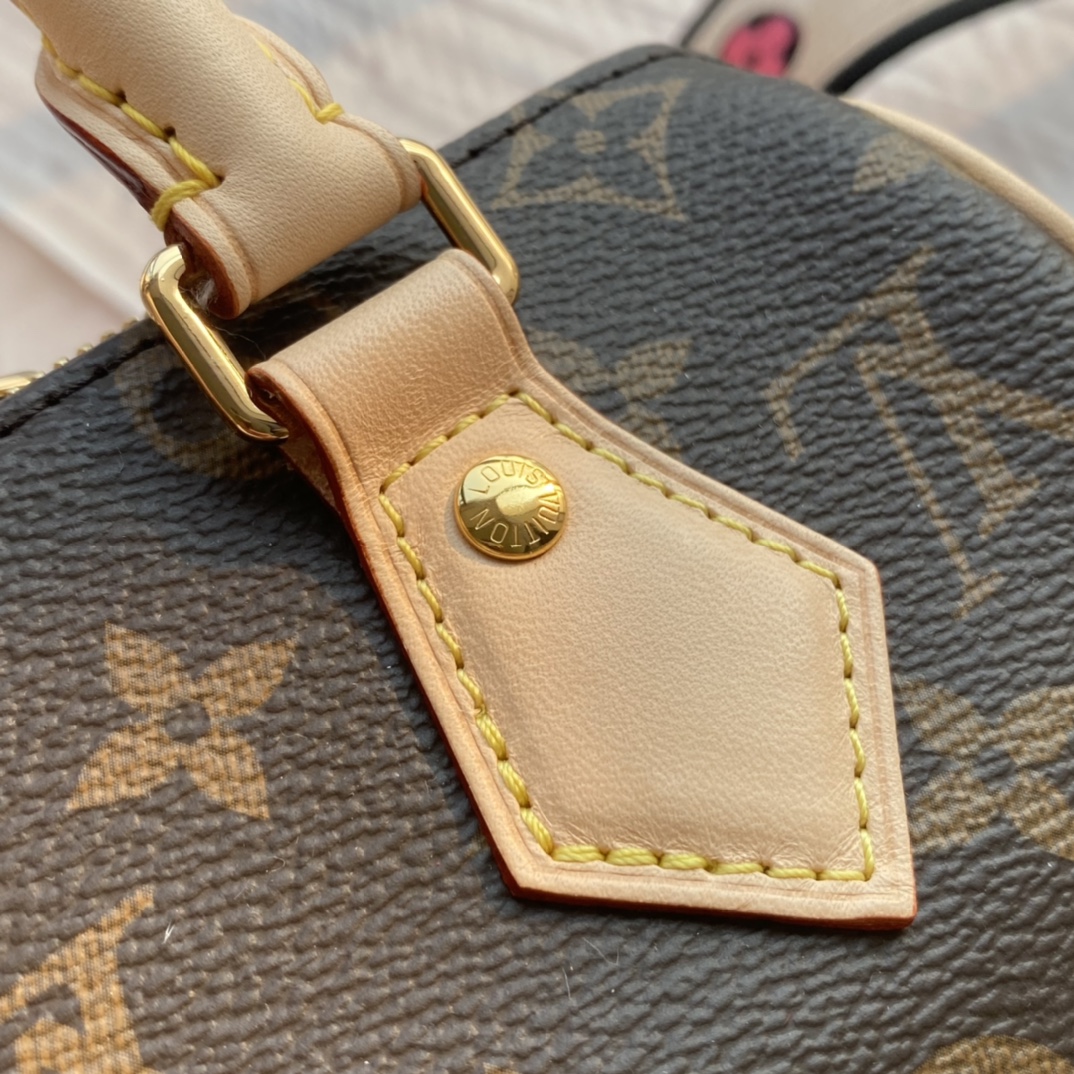 NO:176235,M46234 Natural Light More details appreciation,19860909M46234 自然光 更多细节鉴赏,,Bag