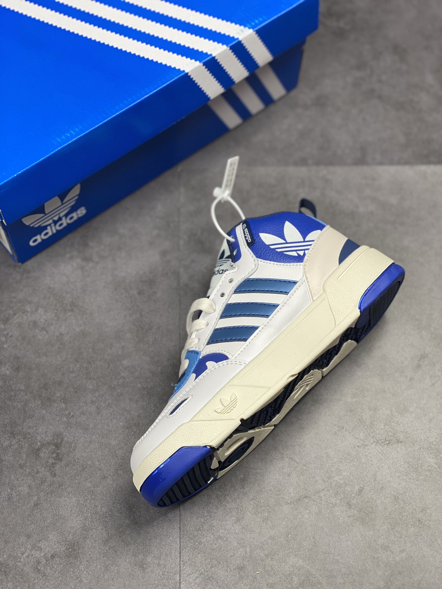 190 adidas Originals Post UP 中邦阿迪达斯三叶草实拍首发 ID4092