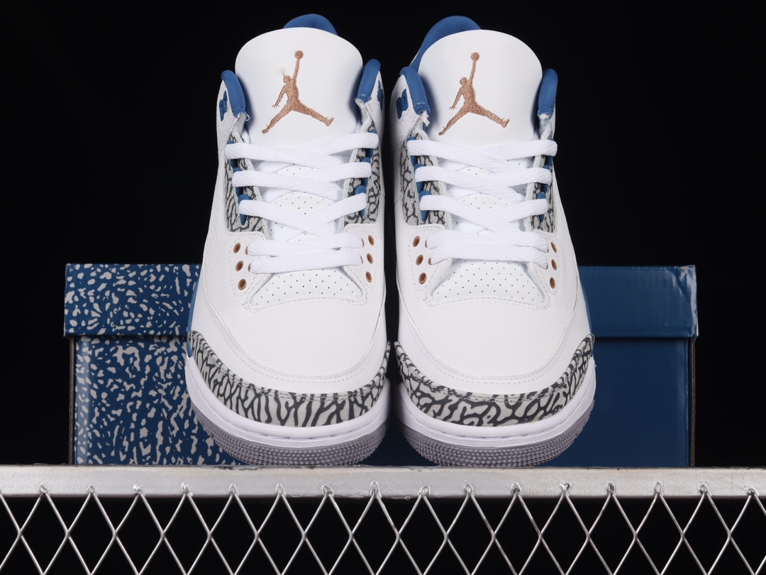 AJ3白蓝尺码:40-47中秋福利特