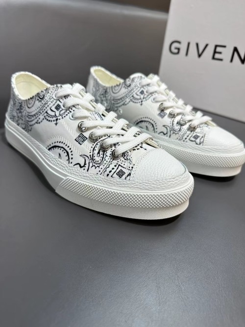 Givenchy Men's Classic Low-Top Sneakers in Leather and Printed Silk 1 Givenchy Men's Classic Low-Top Sneakers in Leather and Printed Silk