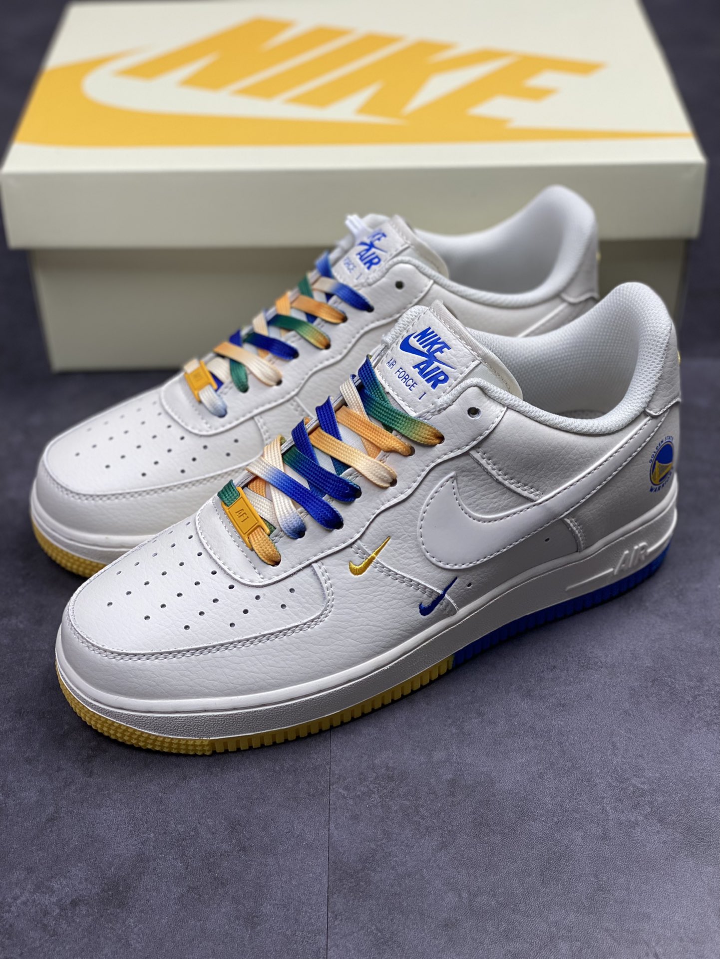 250 Nike Air Force 1 Low 07 金州勇士城市限定 GS6638-150