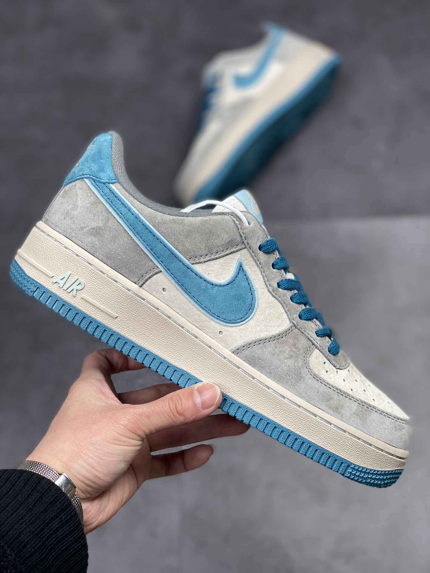 250 Nike Air Force 1 Low 07 灰蓝麂皮ZB2121-666