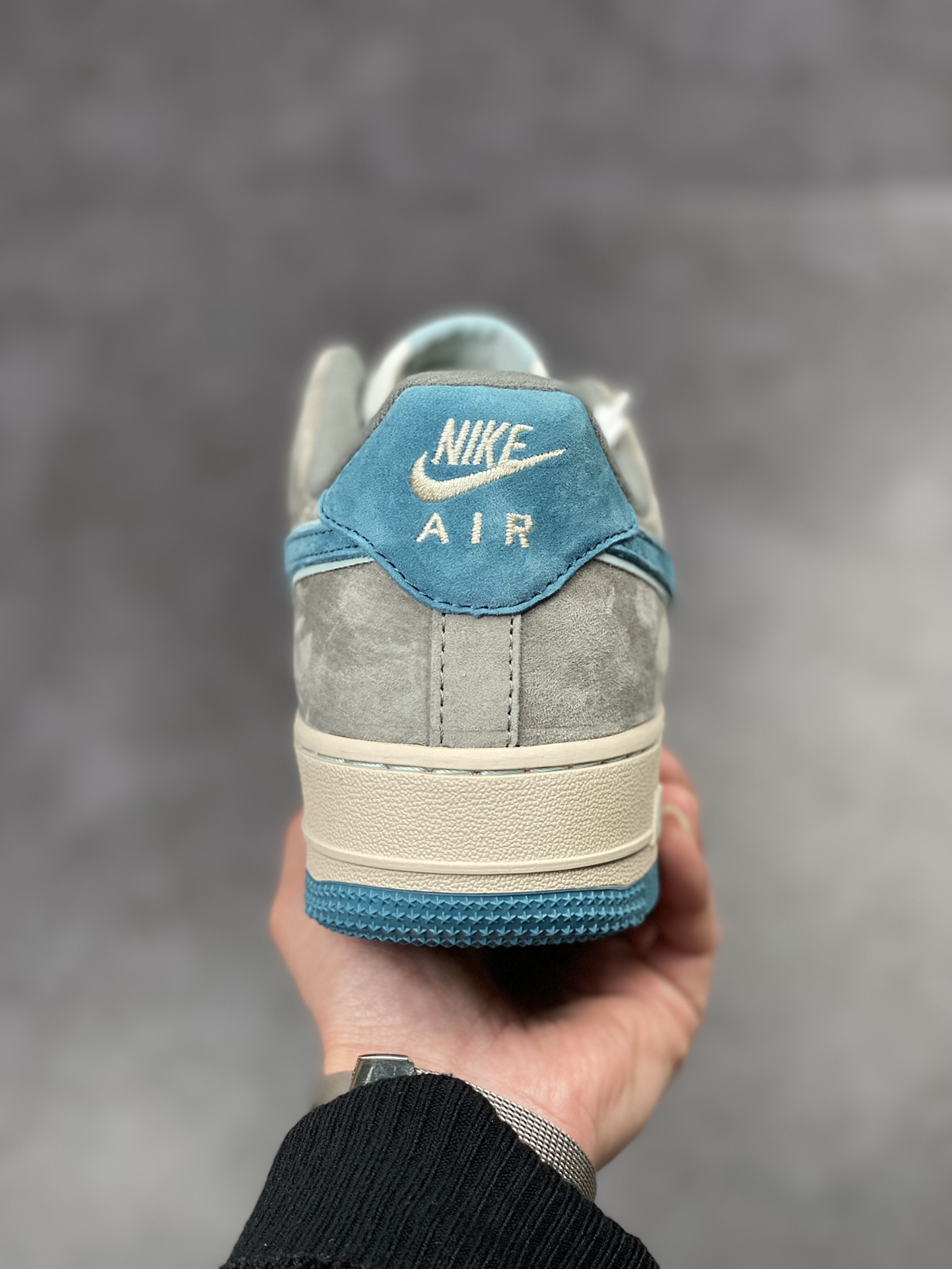 250 Nike Air Force 1 Low 07 灰蓝麂皮ZB2121-666