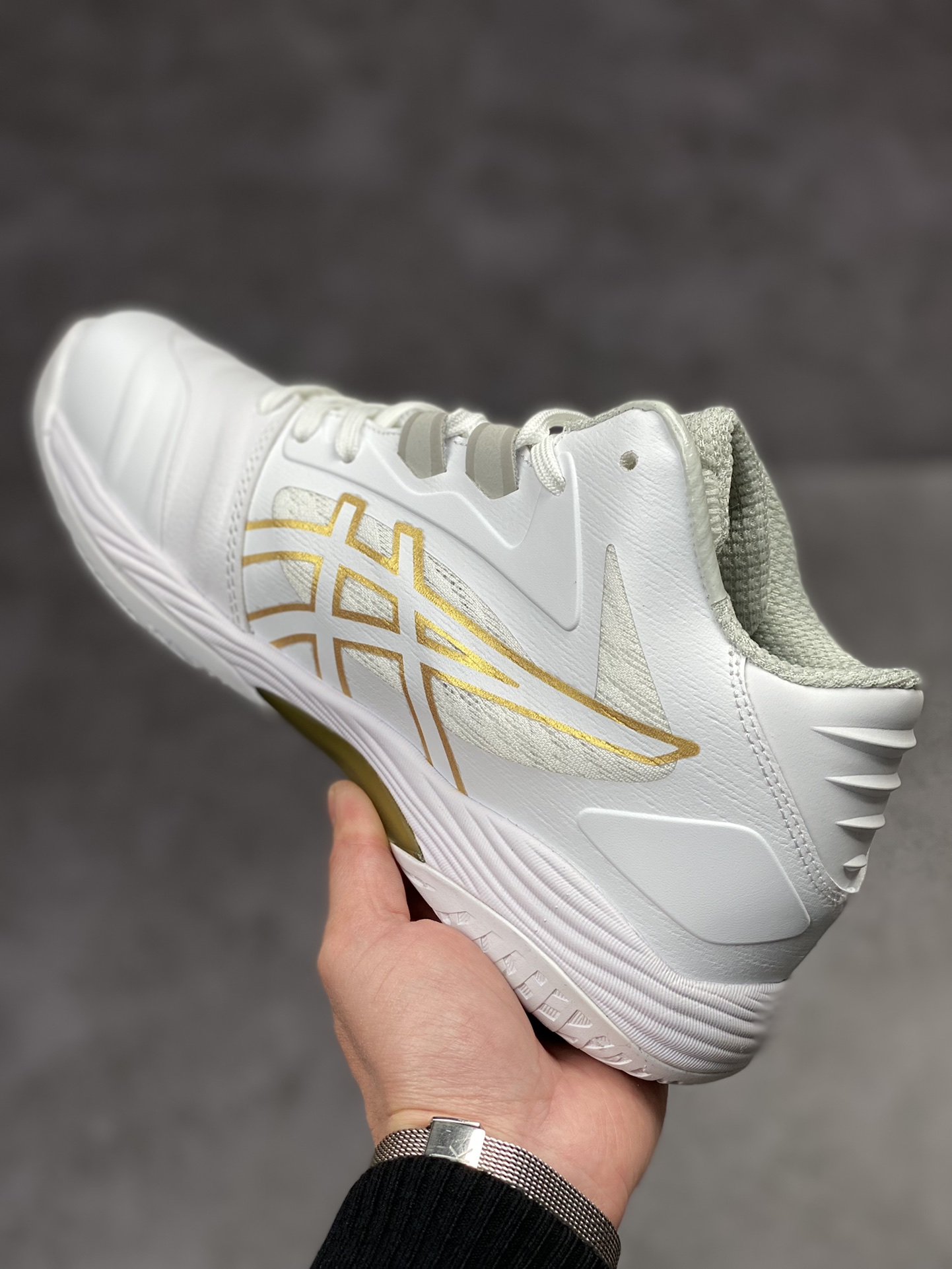 210 Asics Gelhoop V13 亚瑟士中邦 运动休闲透气专业跑鞋 1063A035