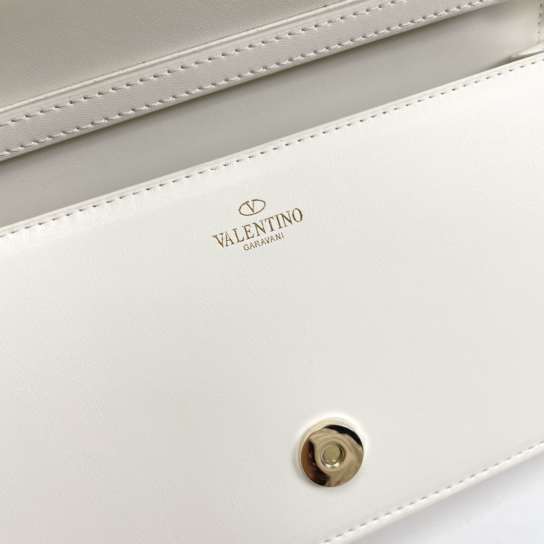 💖彩色扣💖🆕新款【大号】Garavani MINI LOCÒ小牛皮手袋，装饰彩色VLogo Signat