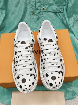 Only sell high-quality Louis Vuitton mirror quality Skateboard Shoes Sneakers White Printing Calfskin Cowhide Sheepskin TPU Sweatpants