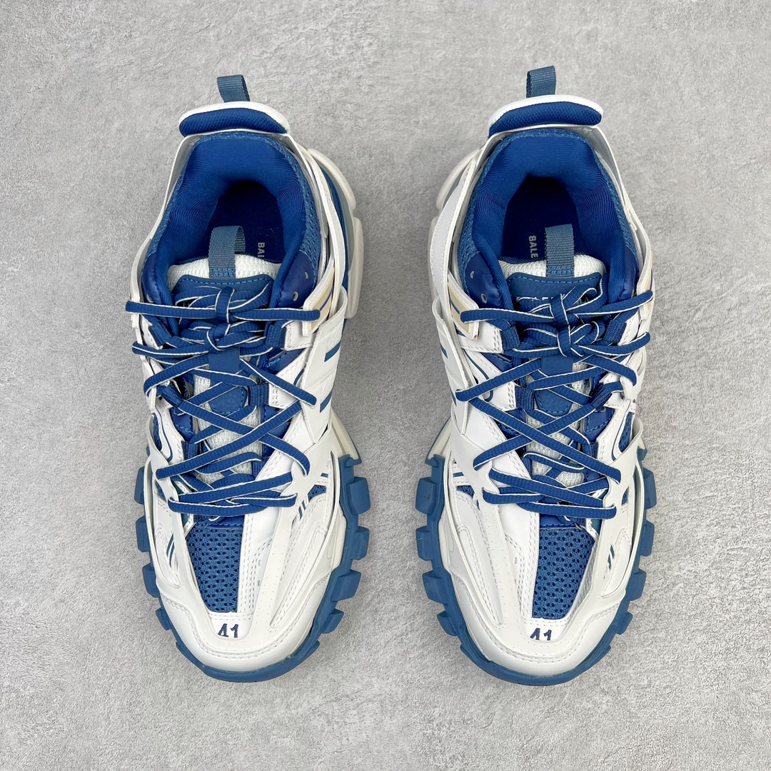 图片[2]-＃VG零售版 BALENCIAGA Track 巴黎世家三代复古老爹鞋 全套原纸板楦头开发 最原汁原味的灵魂版型 全鞋荧光划线卡点 胶水把控整洁度追求极致完美 每一双都是工艺品 多重QC质检 超越公司货的品控标准 实实在在的免检产品 原盒原配 正确字体电绣 粗细、位置、大小正确 侧边TPU 透气孔匹配意产原版 正确气垫分离大底 TPU软底 原版一致大底LOGO 立体感十足 原厂皮料水洗做旧 采购原厂网纱 该款鞋采用网眼布和尼龙制成 不含皮革 鞋舌饰有Track.2橡胶品牌标识 外侧饰有橡胶品牌标识 泡沫后帮压印品牌标识 外底正面压印BB标识 由176块饰片拼接而成的铰接式鞋面 侧面配金属质感网眼布 内面配有额外金属光泽饰件 包含1副鞋带和1副备用鞋带 后帮配有拉环鞋提 动态鞋底设计 为双脚带来后续的助力 正常尺码 尺码：35 36 37 38 39 40 41 42 43 44 45 46-选品中心