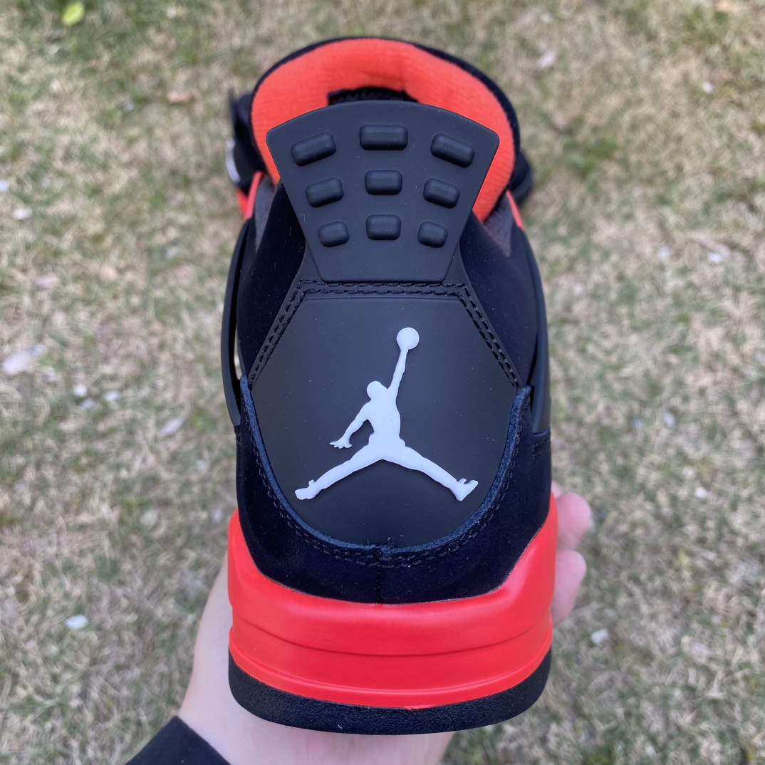 aj4黑红雷电尺码36-47.5️4