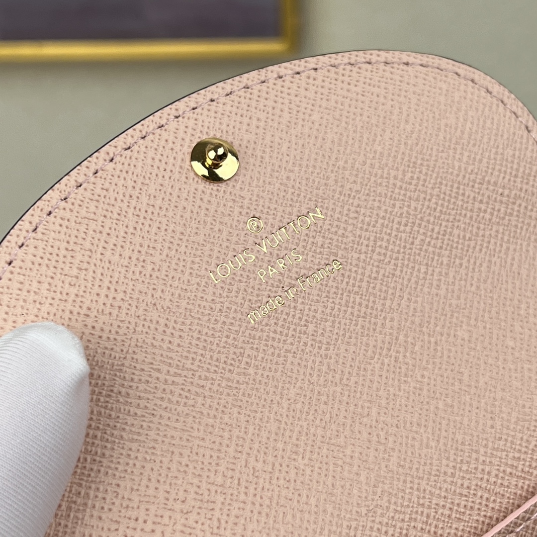 louis vuitton】顶级原单 独家背景 M41939 金扣啡格粉 N64423 金扣 尺寸: 11 x 8 x 2.5 厘米 本款 4