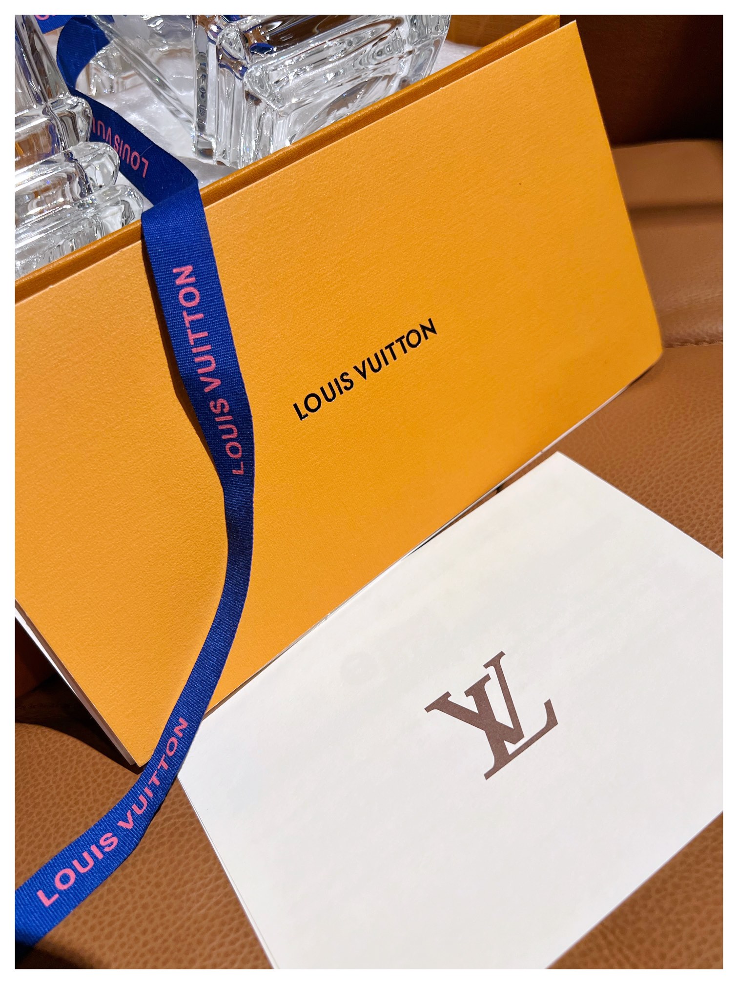 Louis Vuitton - Comprehensive