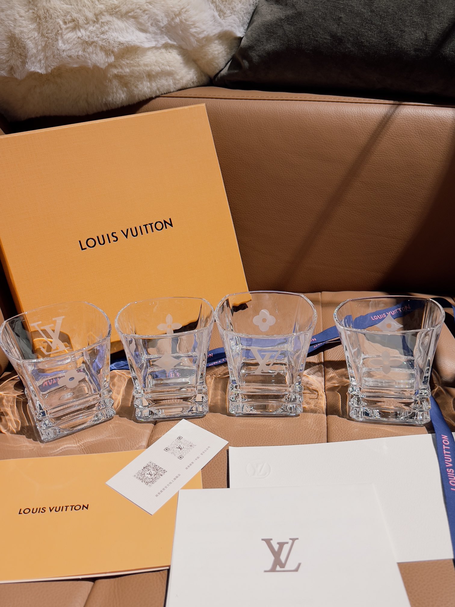 Louis Vuitton - Comprehensive 4