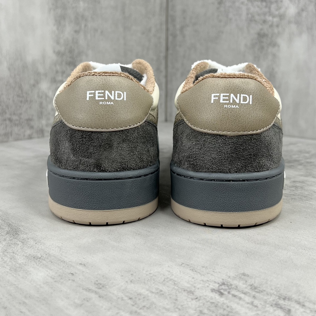 Fendi 新款上架 (莞产 ) Fendi 芬迪23ss 休闲鞋FENDI芬迪match最新 运动鞋 设计师Kim Jones打造的首款运动鞋fendi match 和LV驴牌的Trainer篮球运动鞋 鞋型差不多 添加了FF 的设计 鞋面采用麂皮和皮革拼接组合 侧面凸起的双F logo内里采用毛巾绒里 / 男款39-45