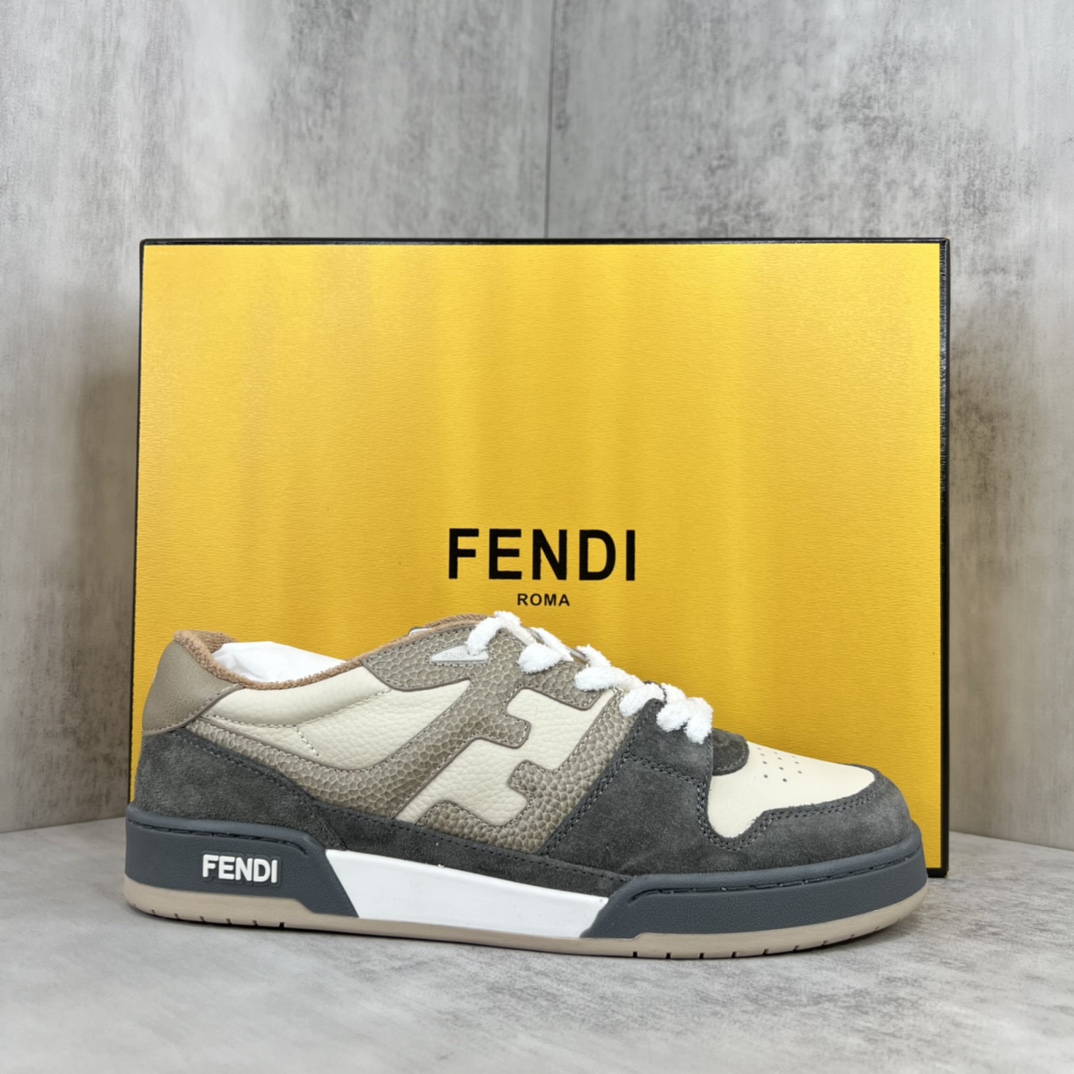 Fendi 新款上架 (莞产 ) Fendi 芬迪23ss 休闲鞋FENDI芬迪match最新 运动鞋 设计师Kim Jones打造的首款运动鞋fendi match 和LV驴牌的Trainer篮球运动鞋 鞋型差不多 添加了FF 的设计 鞋面采用麂皮和皮革拼接组合 侧面凸起的双F logo内里采用毛巾绒里 / 男款39-45