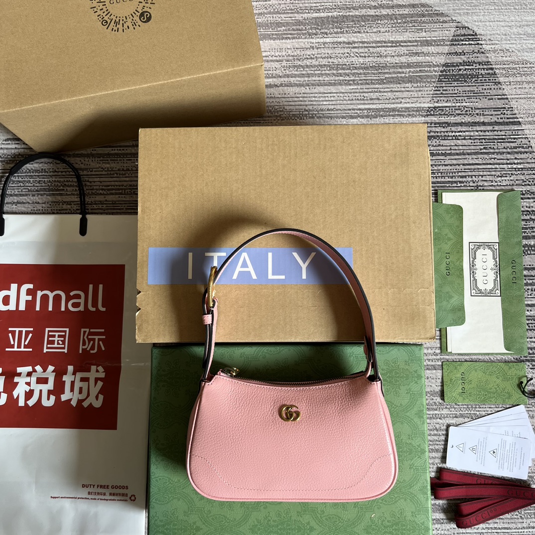 GUCCI crescent shape small shoulder bag soft leather double G logo metal chain