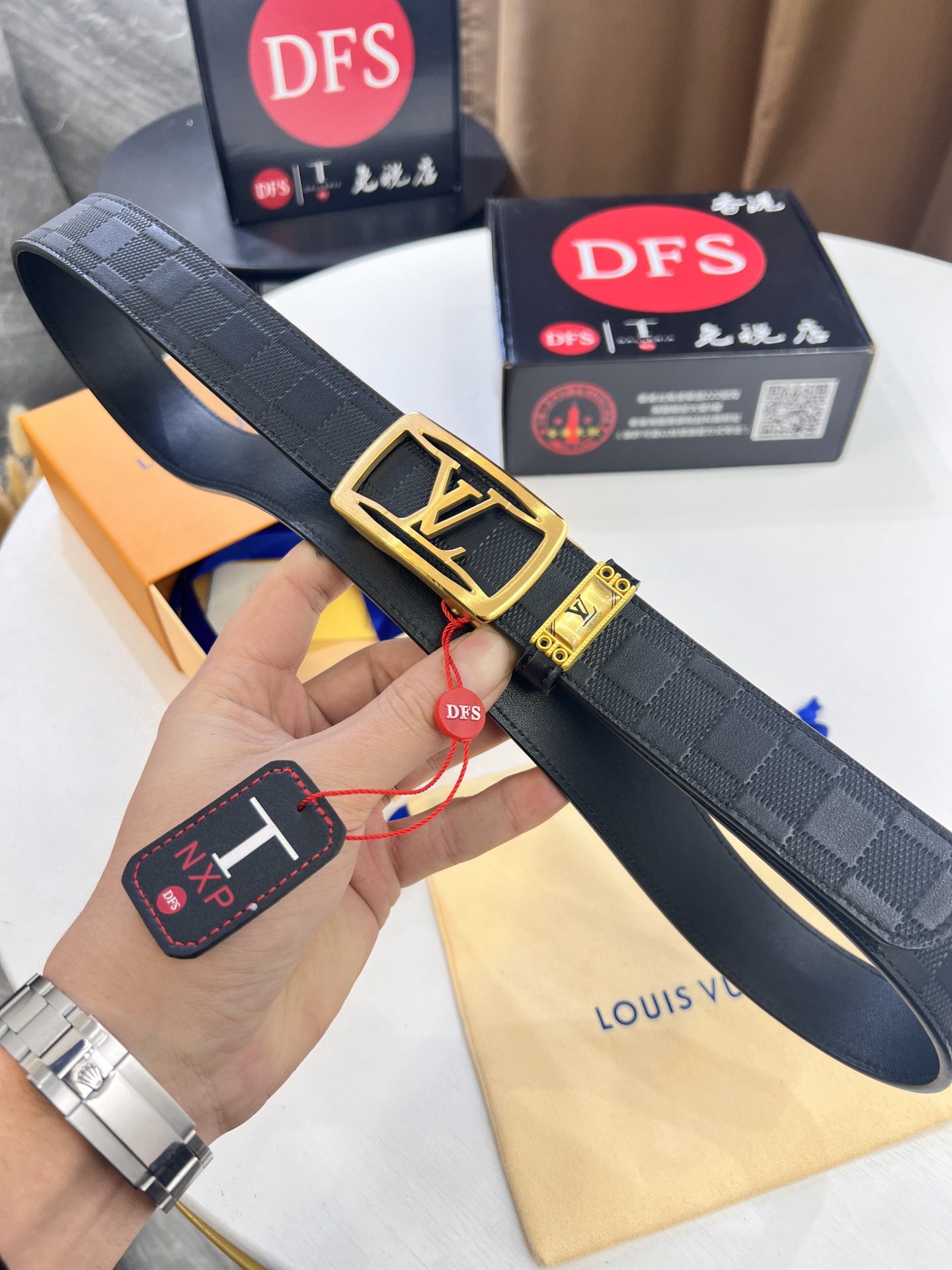 路易威登自动扣皮带 定制牛皮 格子头层进口皮配达 小细纹牛皮